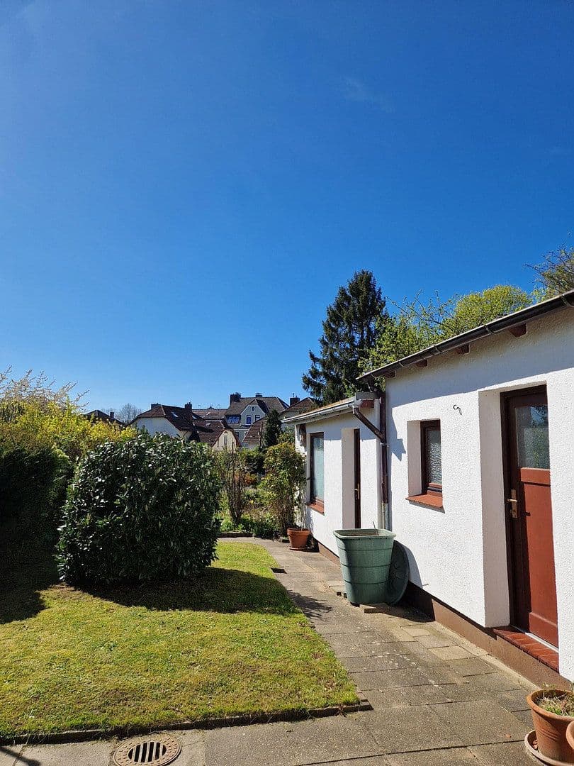 Prodej domu 100 m², pozemek 600 m², Hayßenstr 29, Kiel Holtenau, Šlesvicko-Holštýnsko Prodej domu 100 m², pozemek 600 m², Hayßenstr 29, Kiel Holtenau, Šlesvicko-Holštýnsko