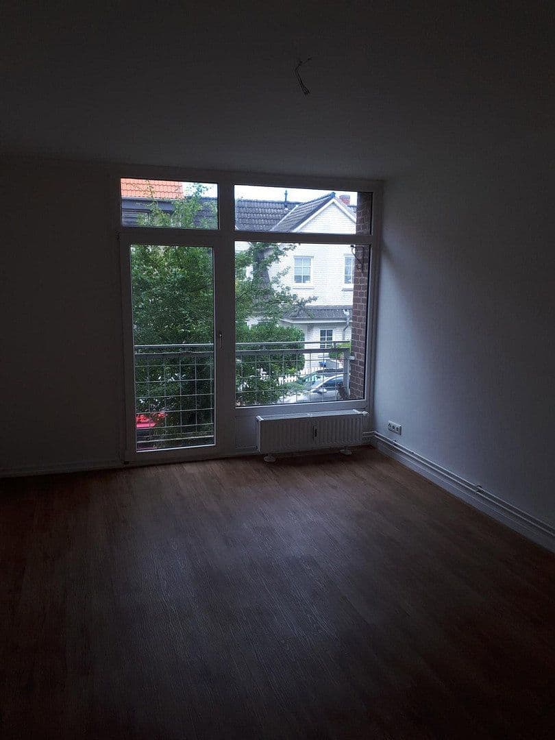 Pronájem bytu 1+1 25 m², Georgstr.5-7, Lübeck, Šlesvicko-Holštýnsko Pronájem bytu 1+1 25 m², Georgstr.5-7, Lübeck, Šlesvicko-Holštýnsko