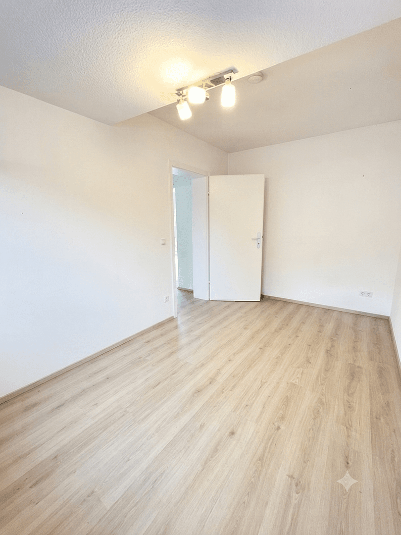Prodej bytu 4+1 104 m², Bergisch Gladbach, Severní Porýní-Vestfálsko Prodej bytu 4+1 104 m², Bergisch Gladbach, Severní Porýní-Vestfálsko
