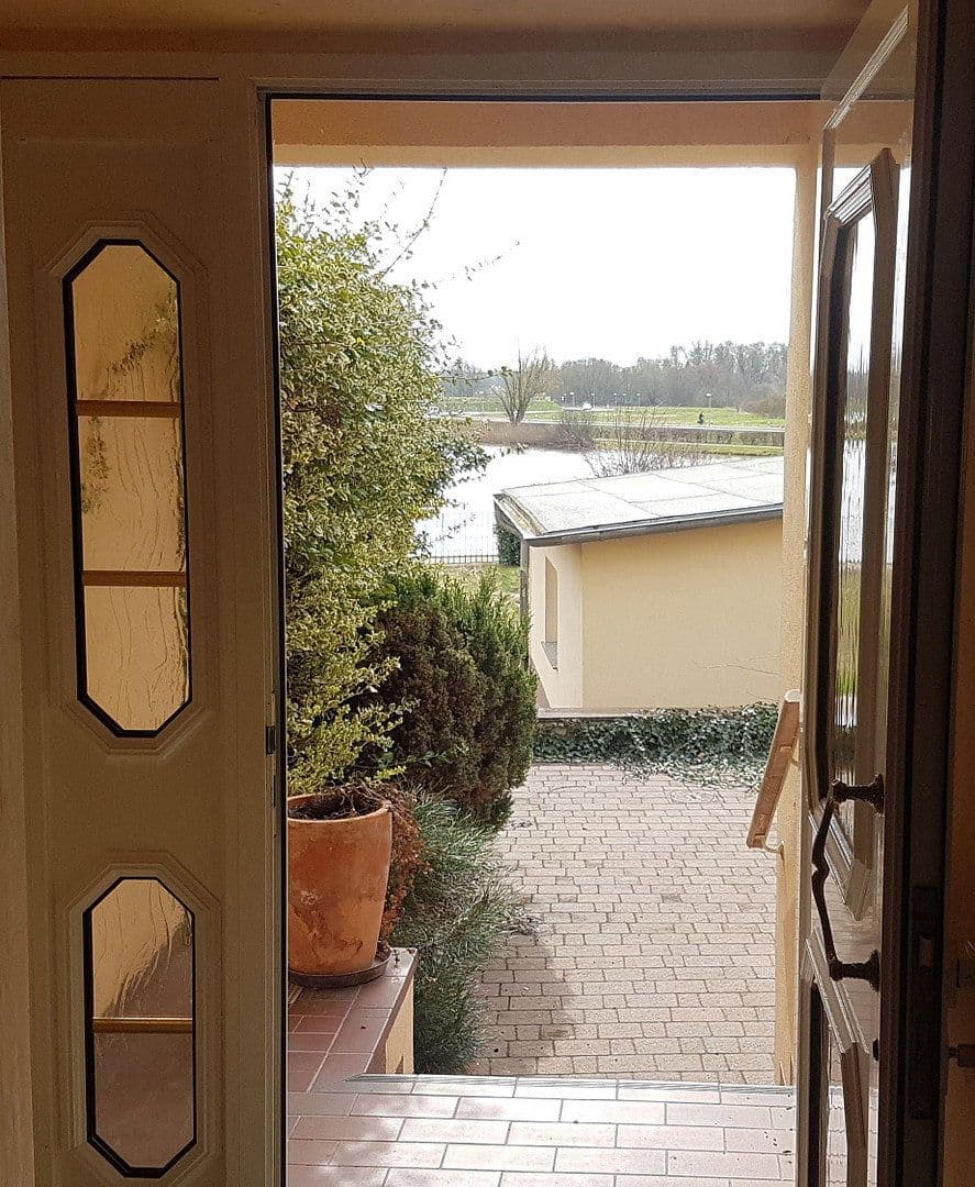 Prodej domu 207 m², pozemek 604 m², Demmin, Mecklenburg-Vorpommern Prodej domu 207 m², pozemek 604 m², Demmin, Mecklenburg-Vorpommern