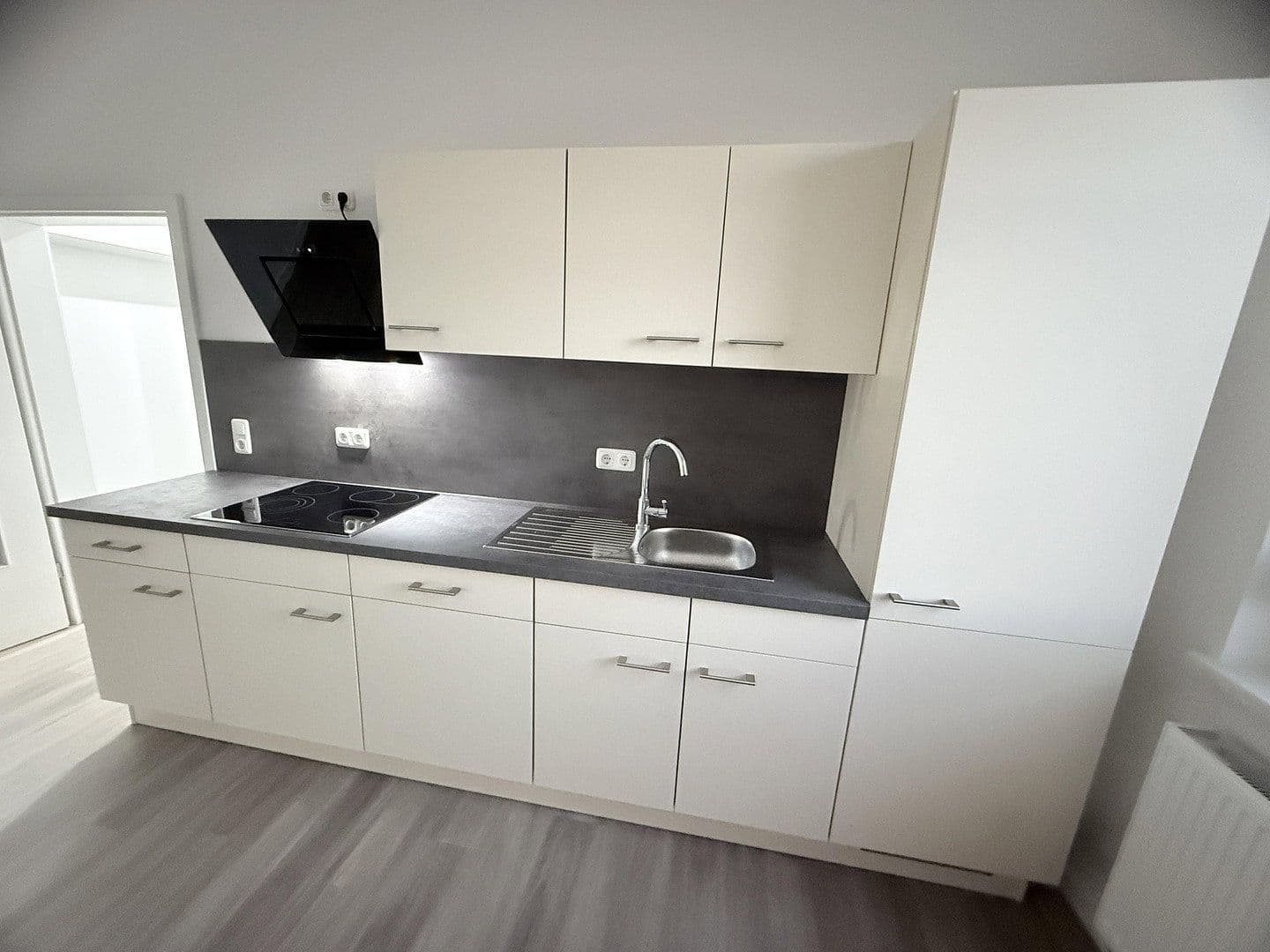 Pronájem bytu 1+1 71 m², Am Theater 3, Goethestadt Bad Lauchstädt, Sasko-Anhaltsko Pronájem bytu 1+1 71 m², Am Theater 3, Goethestadt Bad Lauchstädt, Sasko-Anhaltsko
