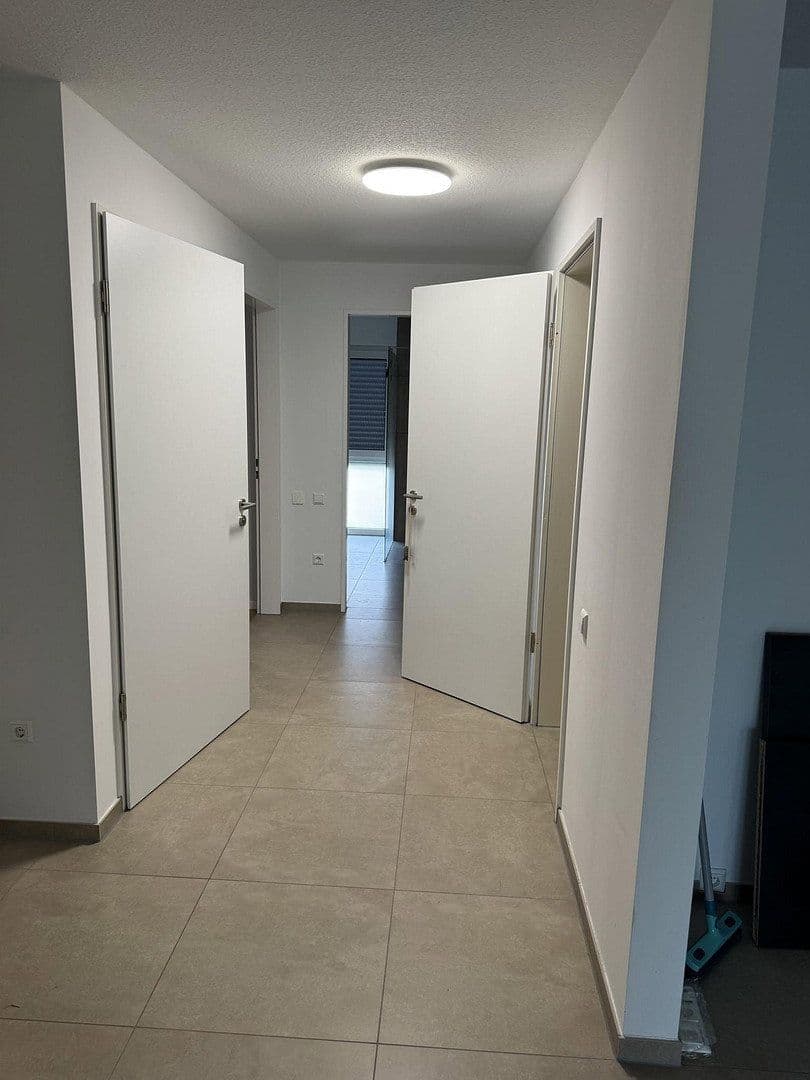 Pronájem bytu 3+1 80 m², Osnabrück, Dolní Sasko Pronájem bytu 3+1 80 m², Osnabrück, Dolní Sasko