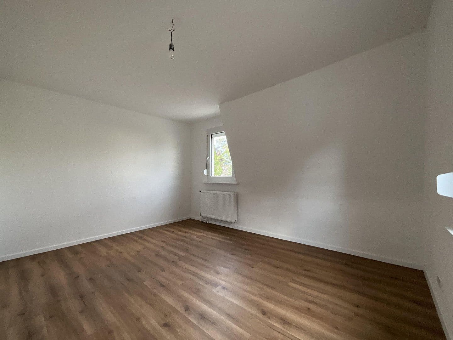 Prodej domu 113 m², pozemek 229 m², Villingen-Schwenningen, Bádensko-Württembersko Prodej domu 113 m², pozemek 229 m², Villingen-Schwenningen, Bádensko-Württembersko