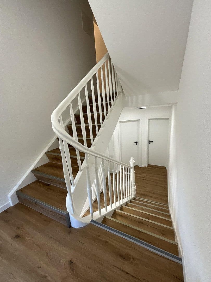 Prodej domu 113 m², pozemek 229 m², Villingen-Schwenningen, Bádensko-Württembersko Prodej domu 113 m², pozemek 229 m², Villingen-Schwenningen, Bádensko-Württembersko