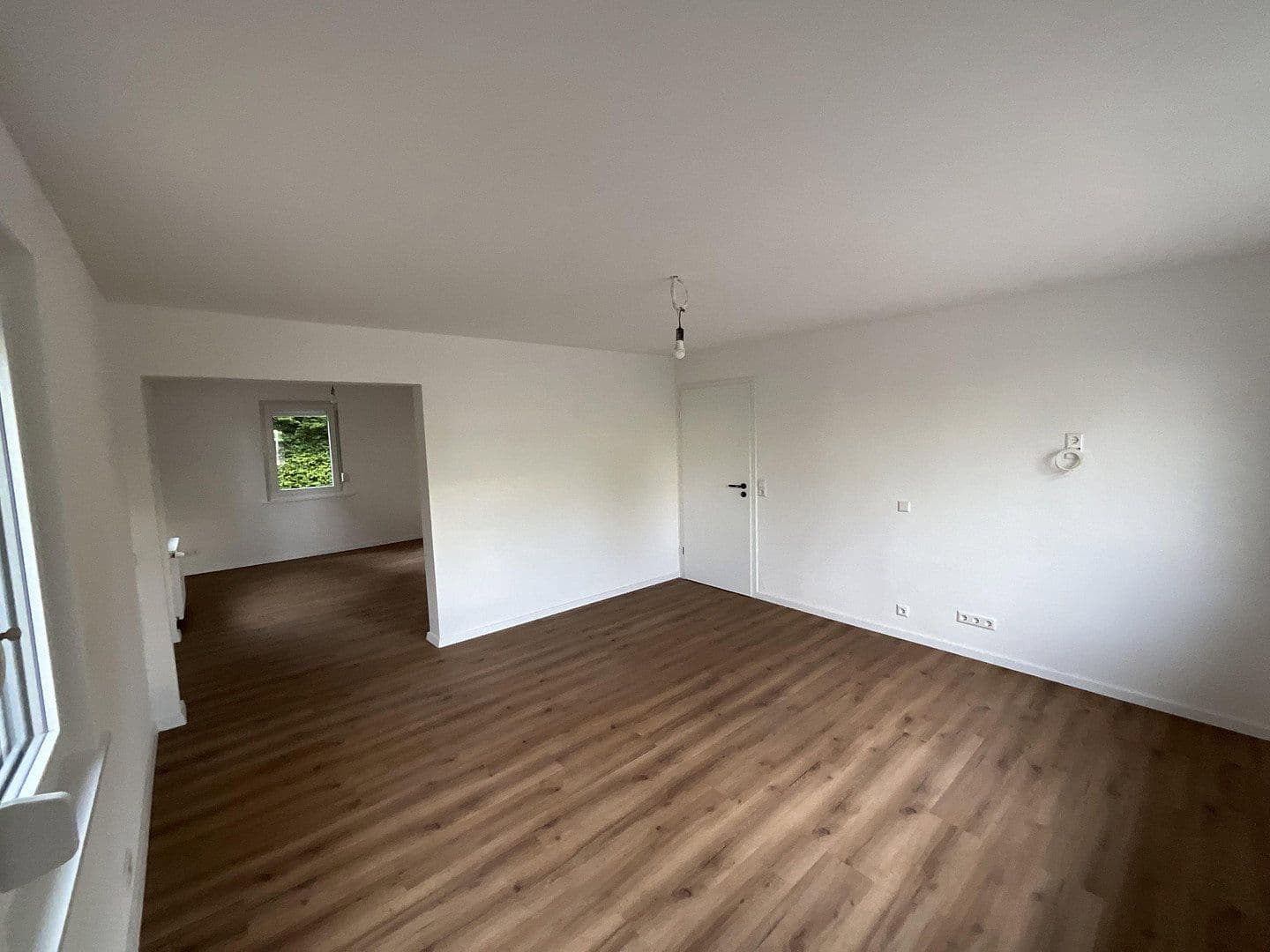 Prodej domu 113 m², pozemek 229 m², Villingen-Schwenningen, Bádensko-Württembersko Prodej domu 113 m², pozemek 229 m², Villingen-Schwenningen, Bádensko-Württembersko
