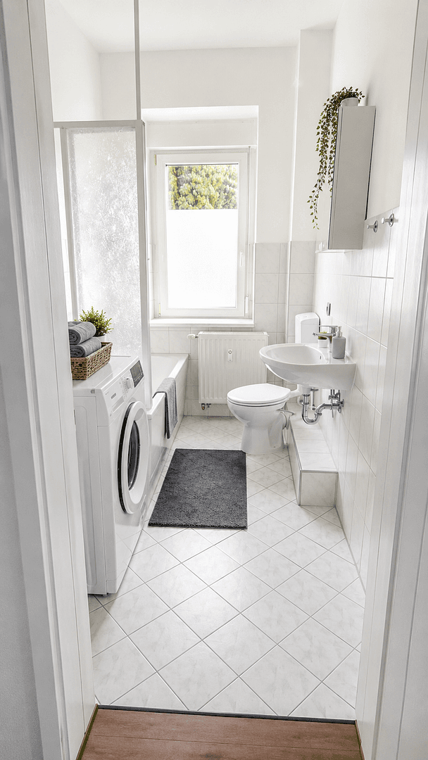 Pronájem bytu 2+1 50 m², Lindenthaler Hauptstraße 79, Leipzig, Sasko Pronájem bytu 2+1 50 m², Lindenthaler Hauptstraße 79, Leipzig, Sasko