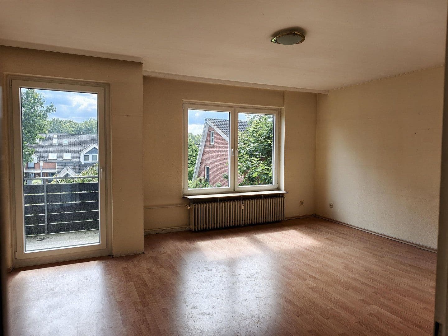 Prodej bytu 3+1 68 m², Breslauer Str. 7, Henstedt-Ulzburg, Šlesvicko-Holštýnsko Prodej bytu 3+1 68 m², Breslauer Str. 7, Henstedt-Ulzburg, Šlesvicko-Holštýnsko