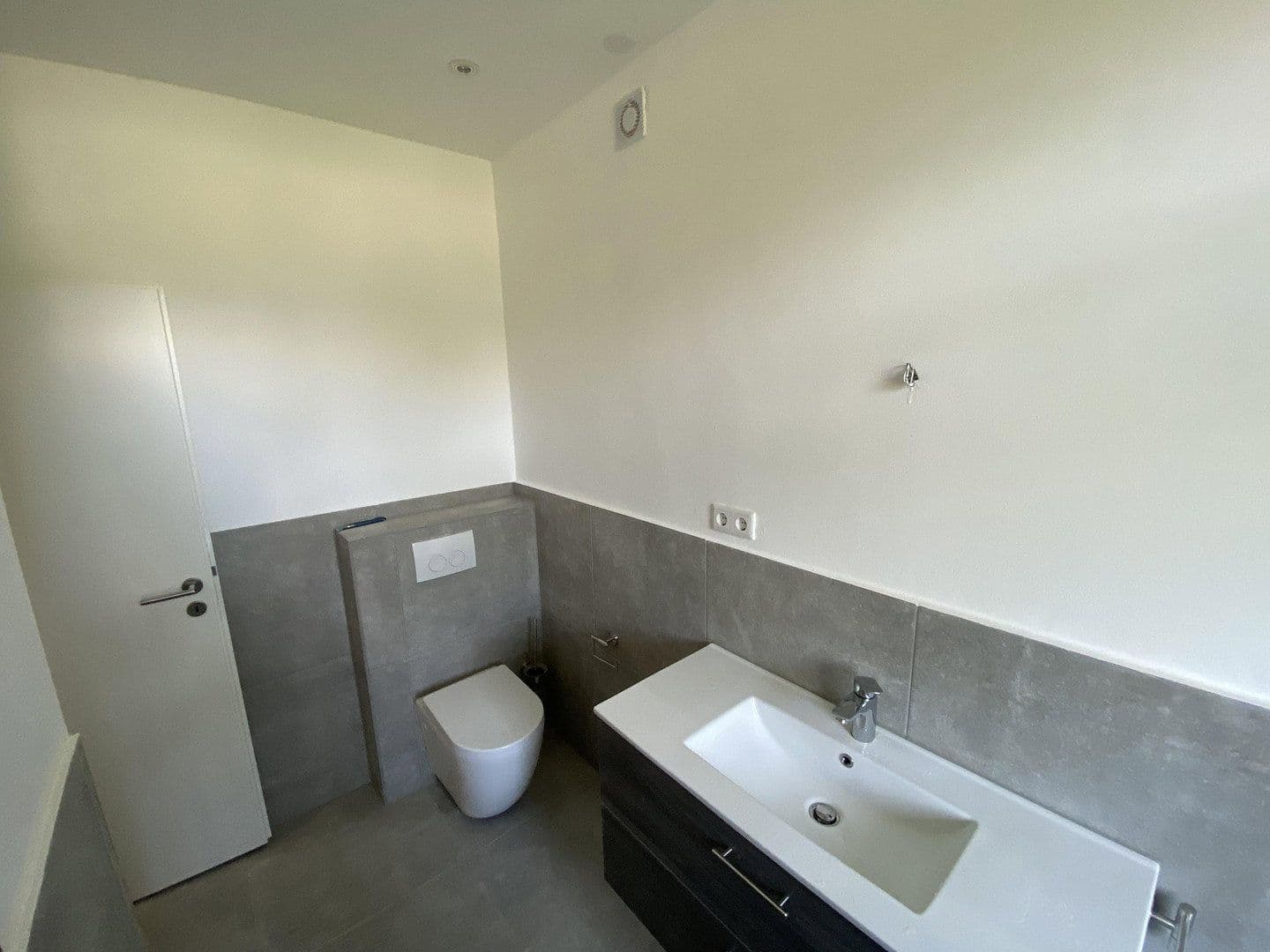 Pronájem bytu 3+1 60 m², Leunisstraße 2, Hildesheim, Dolní Sasko Pronájem bytu 3+1 60 m², Leunisstraße 2, Hildesheim, Dolní Sasko