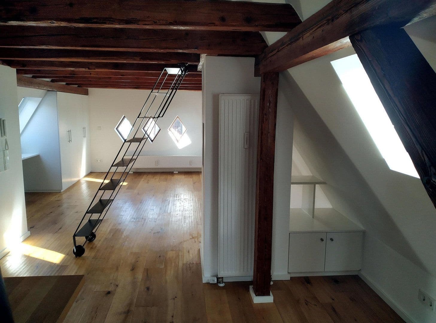 Prodej bytu 1+1 47 m², Katharinenstr. 71, Esslingen am Neckar, Bádensko-Württembersko Prodej bytu 1+1 47 m², Katharinenstr. 71, Esslingen am Neckar, Bádensko-Württembersko