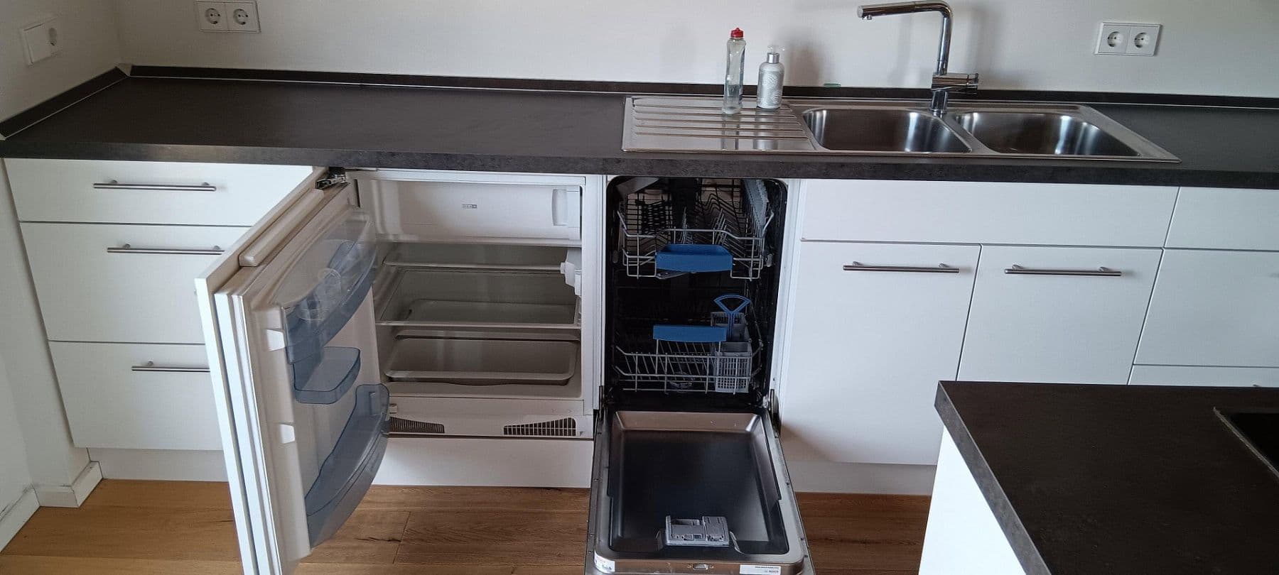 Prodej bytu 1+1 47 m², Katharinenstr. 71, Esslingen am Neckar, Bádensko-Württembersko Prodej bytu 1+1 47 m², Katharinenstr. 71, Esslingen am Neckar, Bádensko-Württembersko