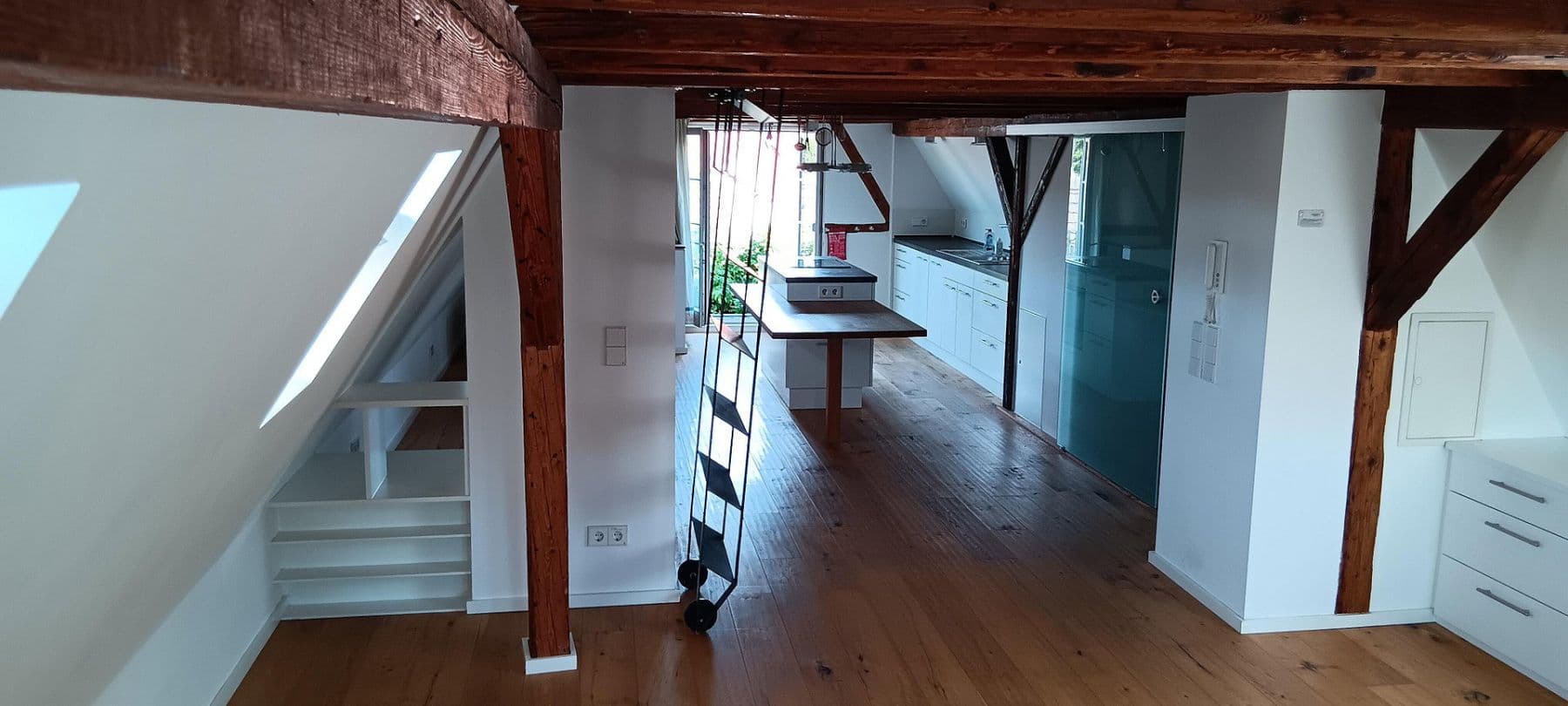 Prodej bytu 1+1 47 m², Katharinenstr. 71, Esslingen am Neckar, Bádensko-Württembersko Prodej bytu 1+1 47 m², Katharinenstr. 71, Esslingen am Neckar, Bádensko-Württembersko