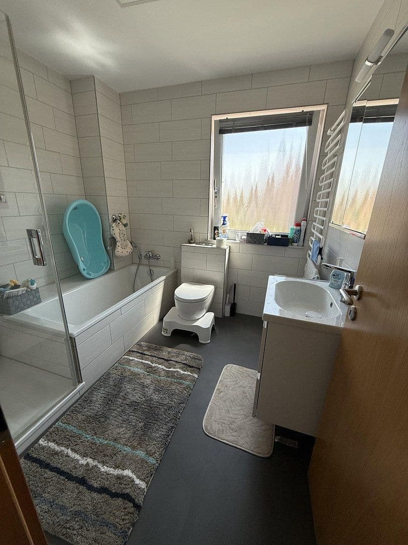 Pronájem domu 140 m², pozemek 218 m², Ratingen, Severní Porýní-Vestfálsko Pronájem domu 140 m², pozemek 218 m², Ratingen, Severní Porýní-Vestfálsko