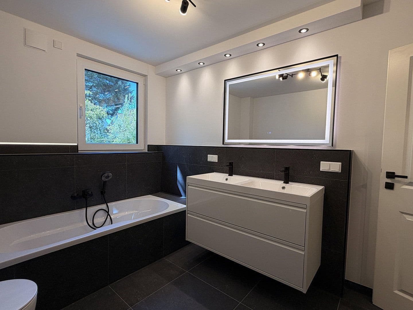 Prodej bytu 4+1 125 m², Nürnberg, Bavorsko Prodej bytu 4+1 125 m², Nürnberg, Bavorsko
