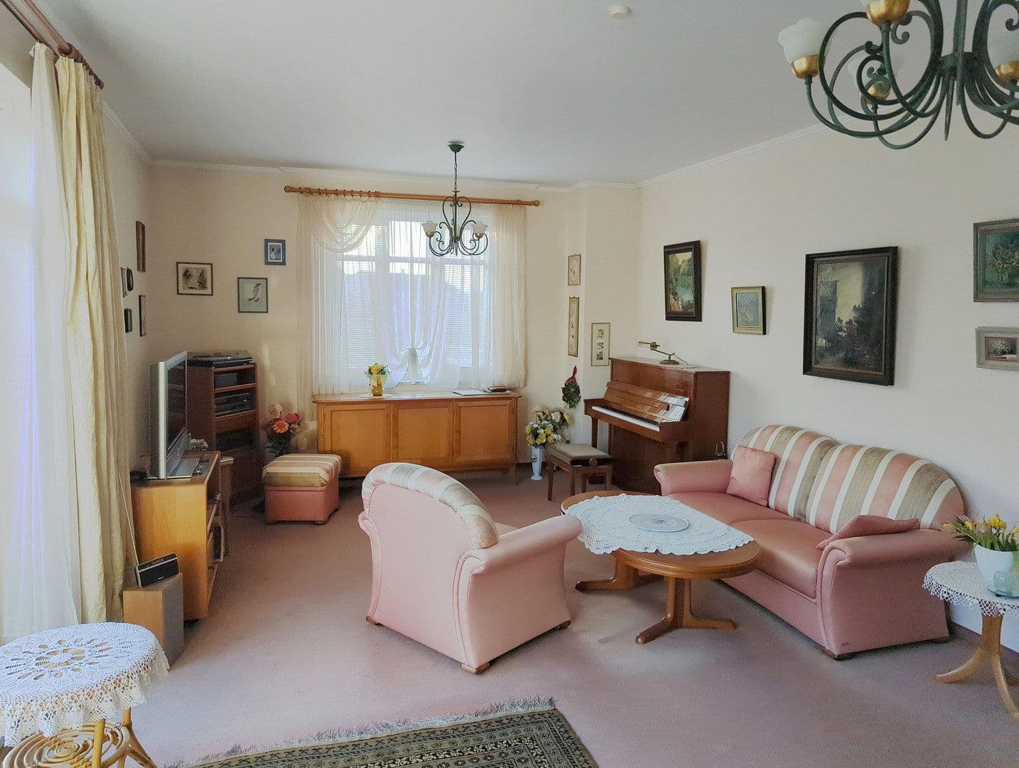 Prodej bytu 4+1 145 m², Hohen Neuendorf, Braniborsko Prodej bytu 4+1 145 m², Hohen Neuendorf, Braniborsko