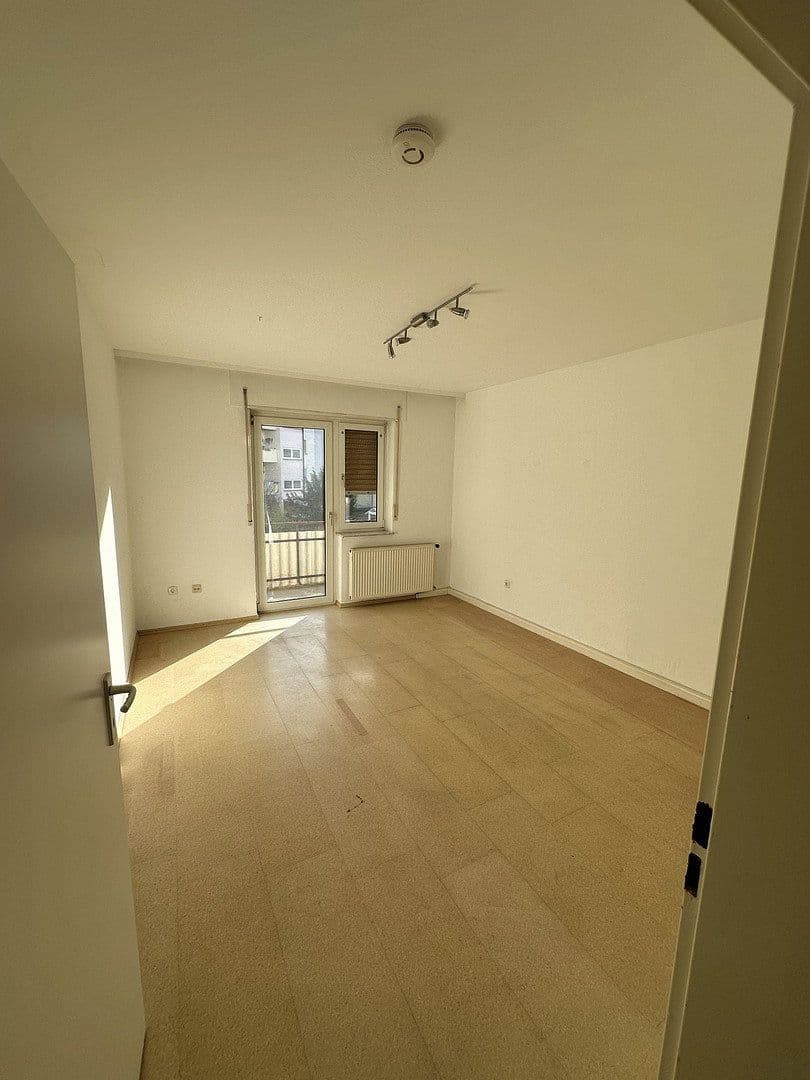 Pronájem bytu 1+1 41 m², Ludwigshafen am Rhein, Porýní-Falc Pronájem bytu 1+1 41 m², Ludwigshafen am Rhein, Porýní-Falc