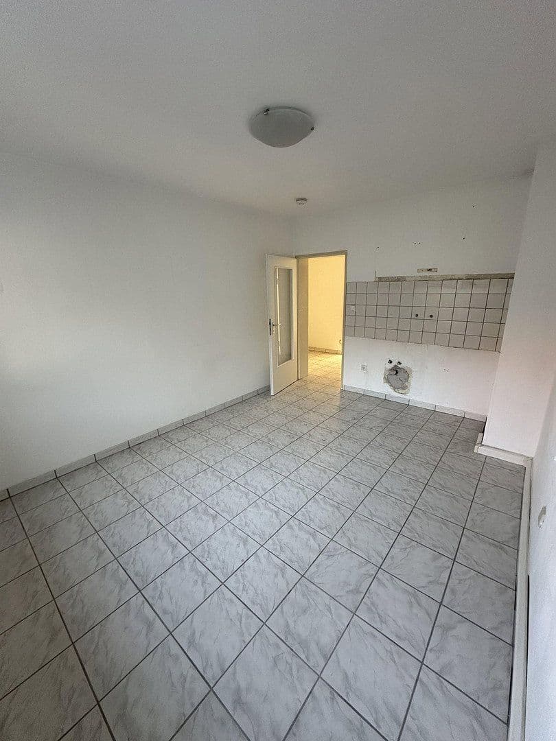 Pronájem bytu 1+1 41 m², Ludwigshafen am Rhein, Porýní-Falc Pronájem bytu 1+1 41 m², Ludwigshafen am Rhein, Porýní-Falc