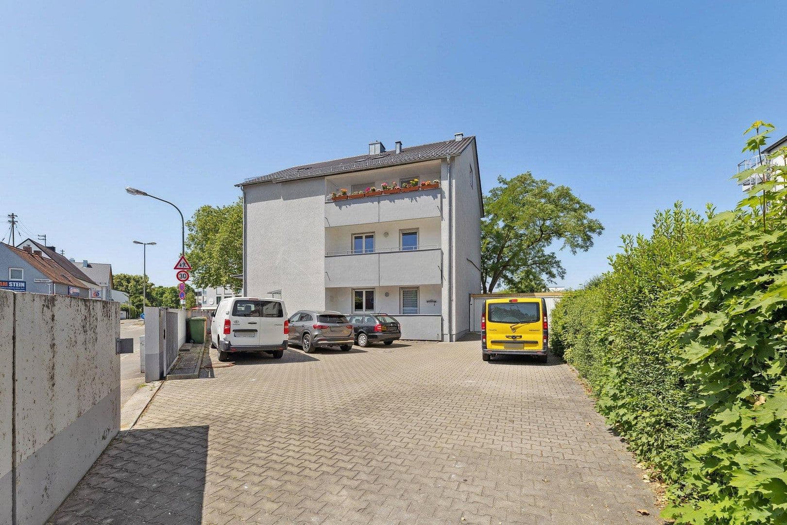 Prodej bytu 3+1 86 m², Bürgermeister-Bohl-Str. 24, Augsburg, Bavorsko Prodej bytu 3+1 86 m², Bürgermeister-Bohl-Str. 24, Augsburg, Bavorsko