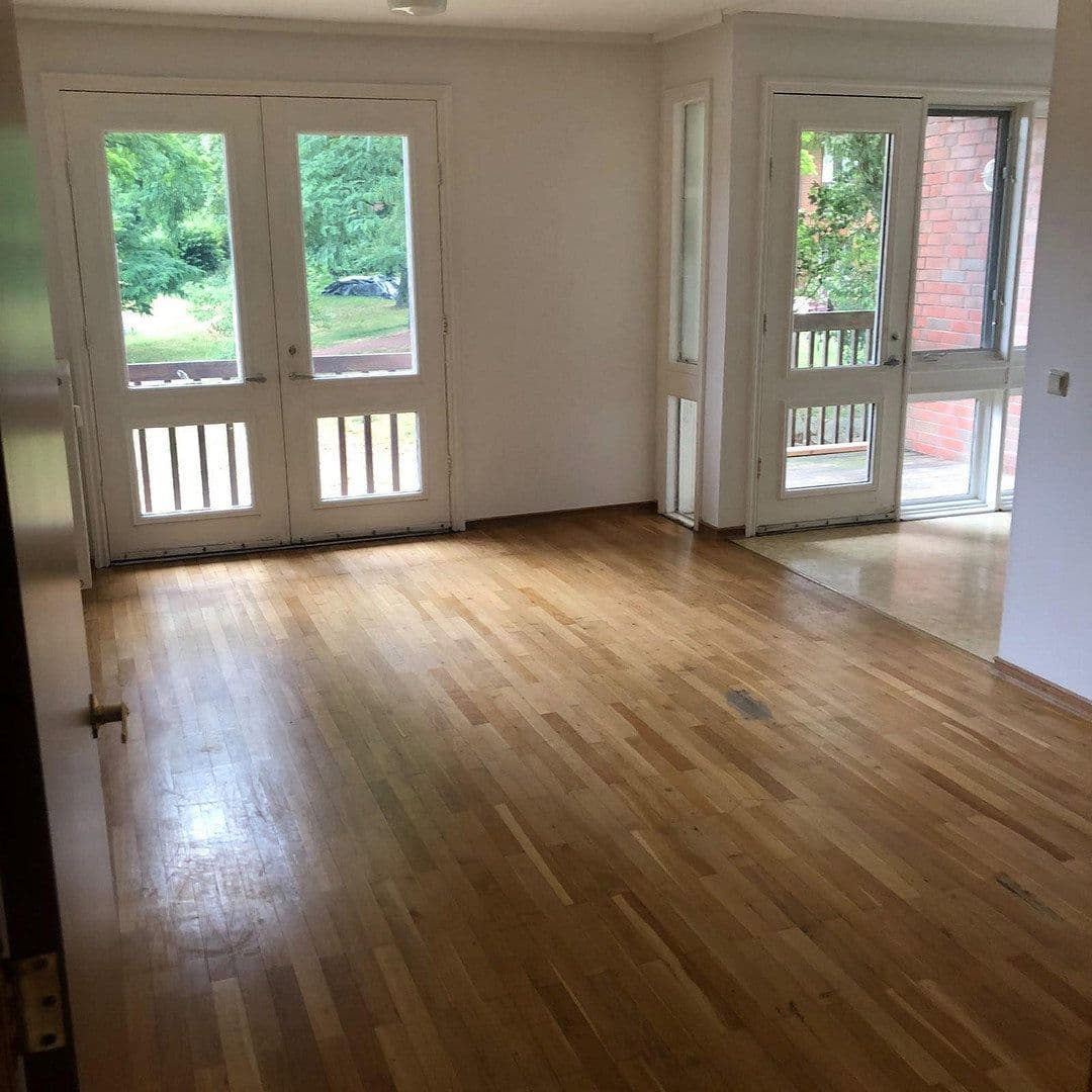 Pronájem bytu 4+1 90 m², Schmerwitz 15, Wiesenburg/Mark, Braniborsko Pronájem bytu 4+1 90 m², Schmerwitz 15, Wiesenburg/Mark, Braniborsko