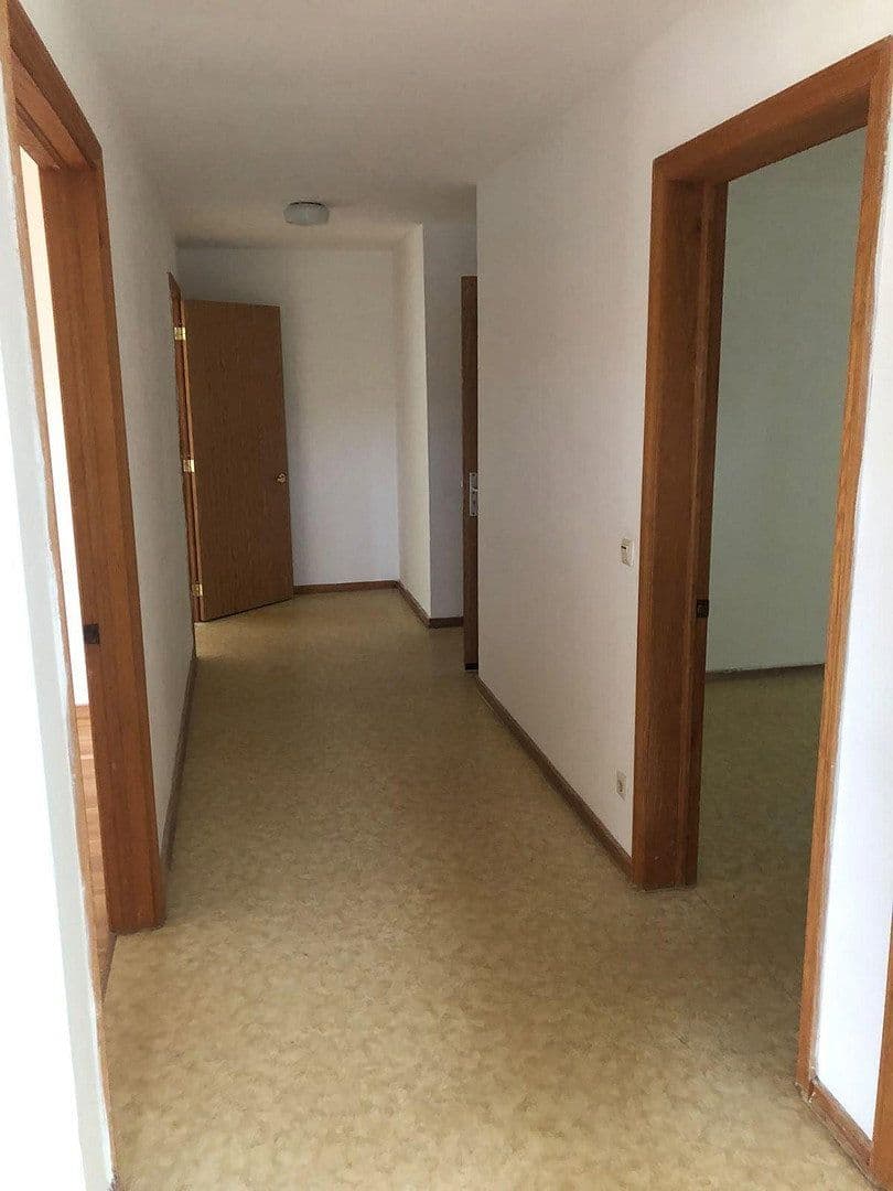 Pronájem bytu 4+1 90 m², Schmerwitz 15, Wiesenburg/Mark, Braniborsko Pronájem bytu 4+1 90 m², Schmerwitz 15, Wiesenburg/Mark, Braniborsko