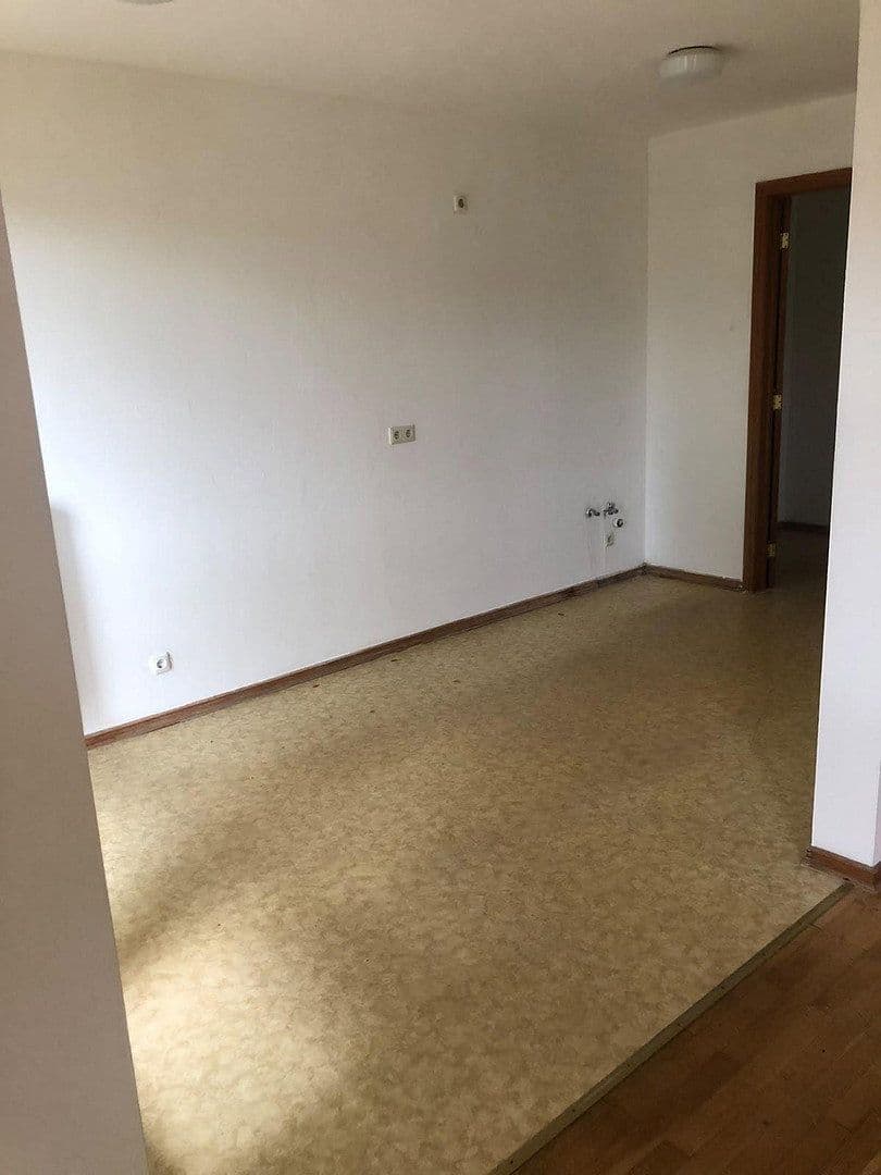 Pronájem bytu 4+1 90 m², Schmerwitz 15, Wiesenburg/Mark, Braniborsko Pronájem bytu 4+1 90 m², Schmerwitz 15, Wiesenburg/Mark, Braniborsko