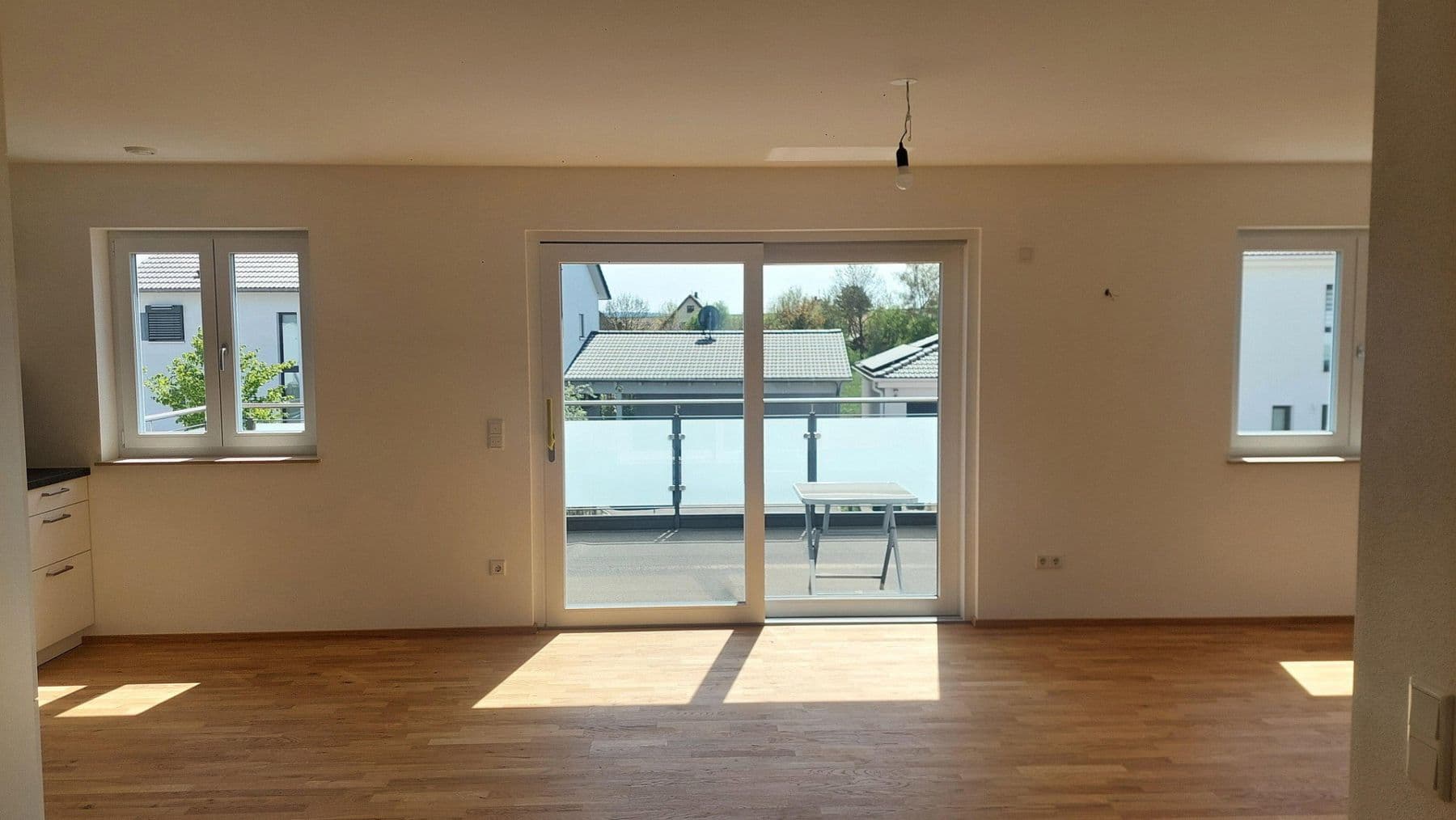 Pronájem bytu 4+1 111 m², Rothanger 16, Ehekirchen, Bavorsko Pronájem bytu 4+1 111 m², Rothanger 16, Ehekirchen, Bavorsko
