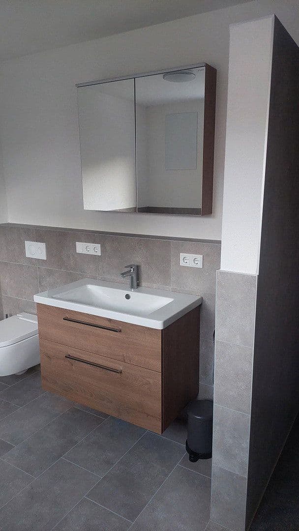 Pronájem bytu 4+1 111 m², Rothanger 16, Ehekirchen, Bavorsko Pronájem bytu 4+1 111 m², Rothanger 16, Ehekirchen, Bavorsko