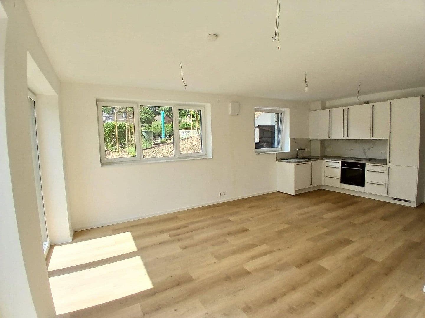 Pronájem bytu 2+1 75 m², Hamburg, Hamburg Pronájem bytu 2+1 75 m², Hamburg, Hamburg