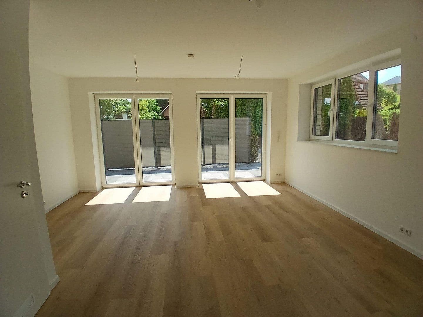 Pronájem bytu 2+1 75 m², Hamburg, Hamburg Pronájem bytu 2+1 75 m², Hamburg, Hamburg