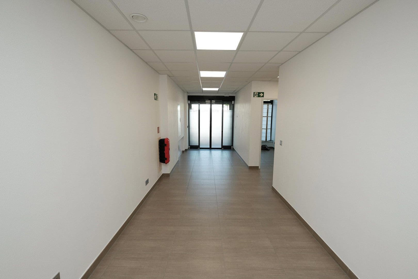 Pronájem kanceláře 112 m², Dortmund, Severní Porýní-Vestfálsko Pronájem kanceláře 112 m², Dortmund, Severní Porýní-Vestfálsko