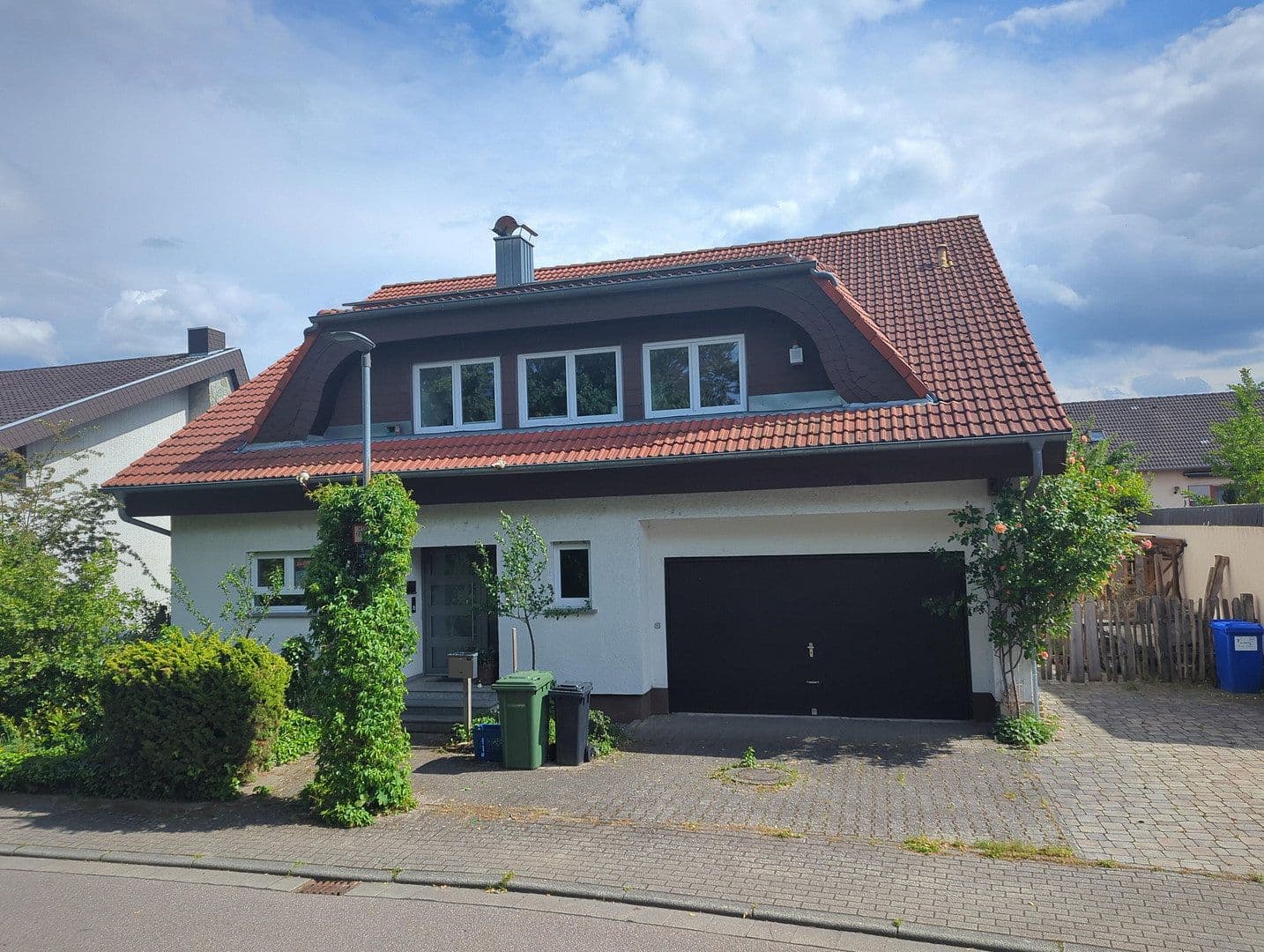 Prodej domu 270 m², pozemek 525 m², St. Leon-Rot, Bádensko-Württembersko Prodej domu 270 m², pozemek 525 m², St. Leon-Rot, Bádensko-Württembersko