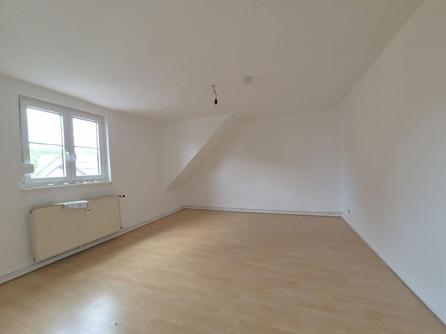 Pronájem domu 92 m², pozemek 91 m², Sinntal, Hessen Pronájem domu 92 m², pozemek 91 m², Sinntal, Hessen