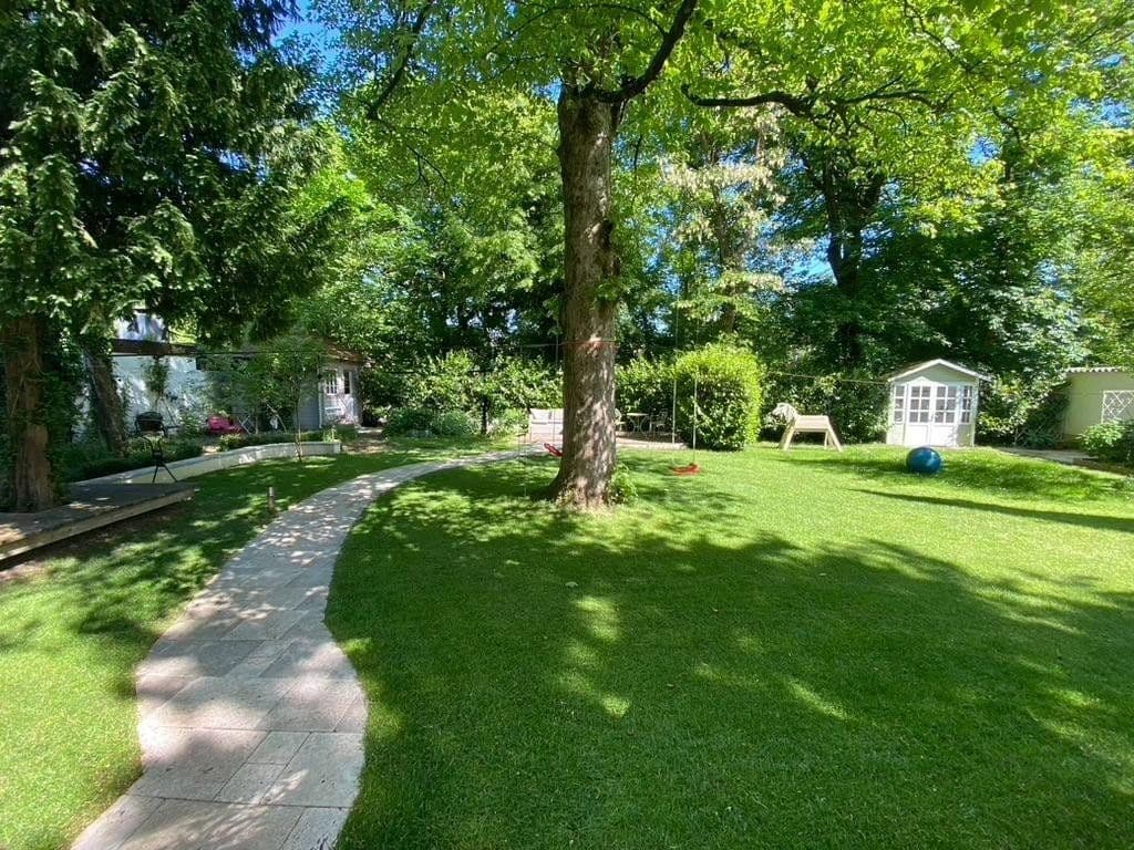 Prodej domu 330 m², pozemek 1.000 m², Richard-Wagner-Str. 16, Augsburg, Bavorsko Prodej domu 330 m², pozemek 1.000 m², Richard-Wagner-Str. 16, Augsburg, Bavorsko