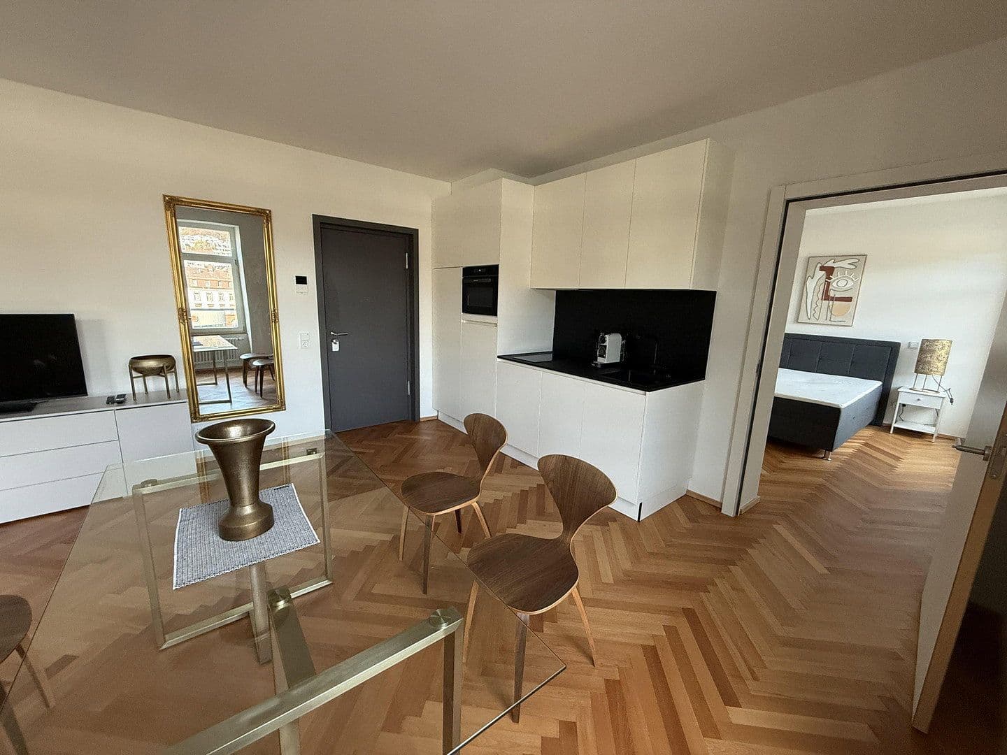 Pronájem bytu 2+1 54 m², Eisenbahnstr. 21, Waldshut-Tiengen, Bádensko-Württembersko Pronájem bytu 2+1 54 m², Eisenbahnstr. 21, Waldshut-Tiengen, Bádensko-Württembersko