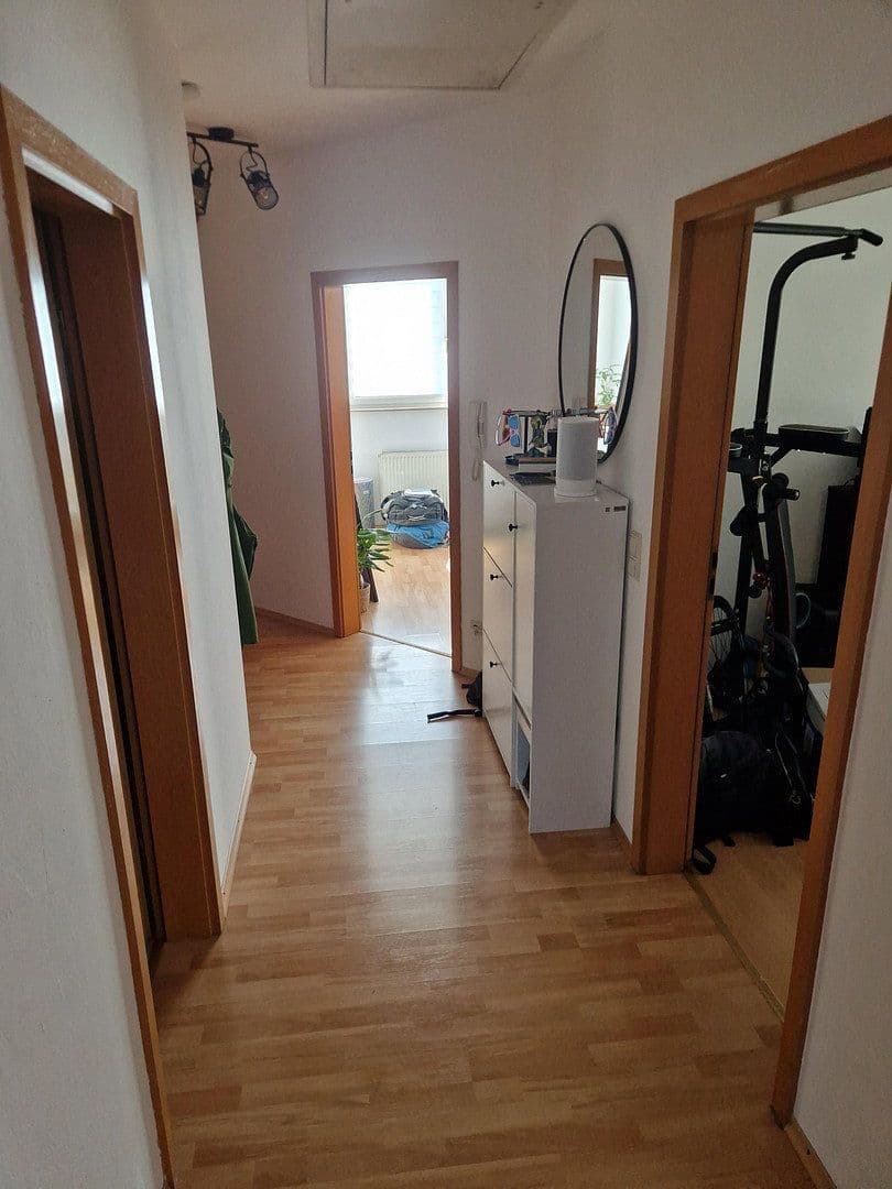 Pronájem bytu 3+1 73 m², Schloßstraße 25a, Edesheim, Porýní-Falc Pronájem bytu 3+1 73 m², Schloßstraße 25a, Edesheim, Porýní-Falc
