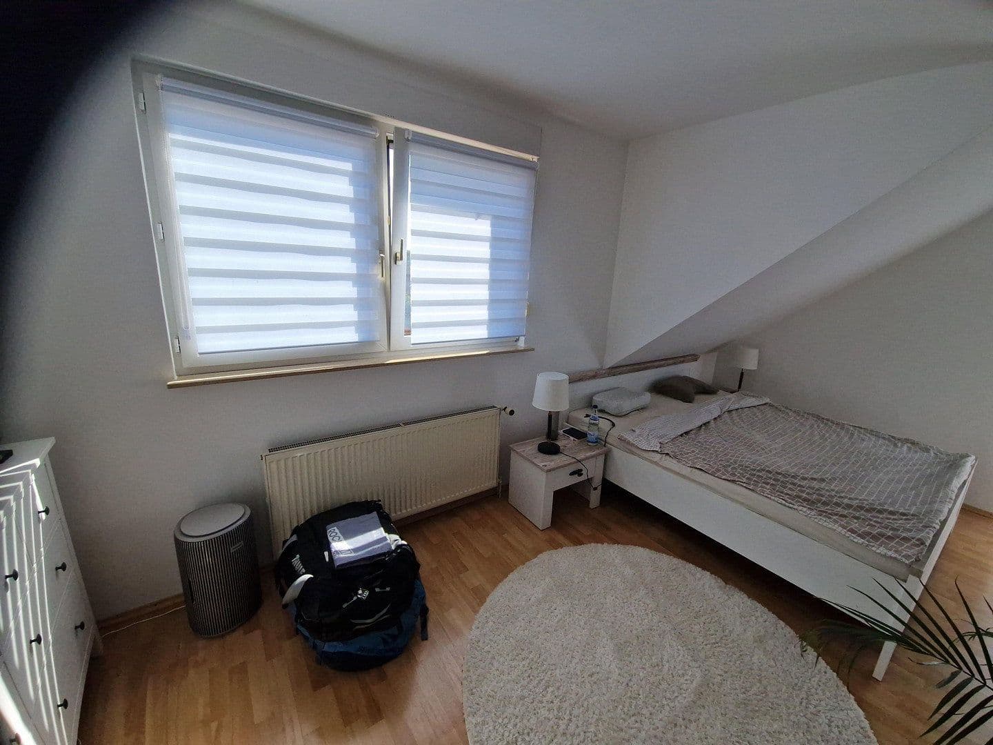 Pronájem bytu 3+1 73 m², Schloßstraße 25a, Edesheim, Porýní-Falc Pronájem bytu 3+1 73 m², Schloßstraße 25a, Edesheim, Porýní-Falc