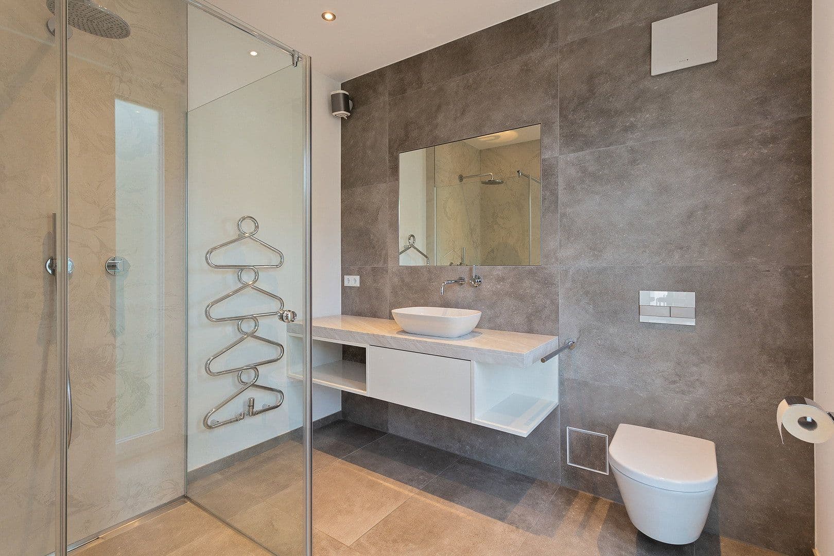 Prodej domu 169 m², pozemek 160 m², Höchsterstr. 11b, Liederbach am Taunus, Hessen Prodej domu 169 m², pozemek 160 m², Höchsterstr. 11b, Liederbach am Taunus, Hessen