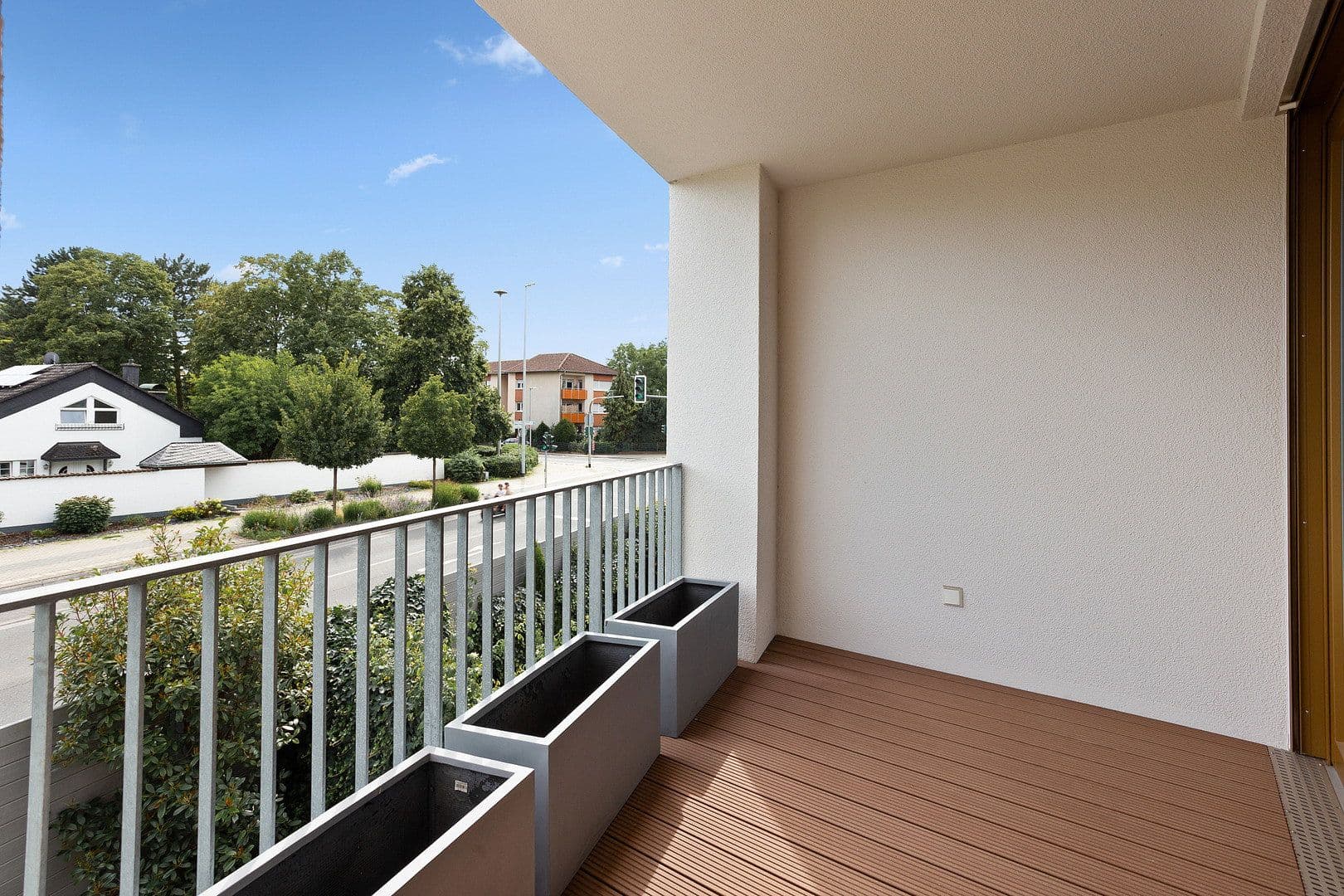 Prodej domu 169 m², pozemek 160 m², Höchsterstr. 11b, Liederbach am Taunus, Hessen Prodej domu 169 m², pozemek 160 m², Höchsterstr. 11b, Liederbach am Taunus, Hessen