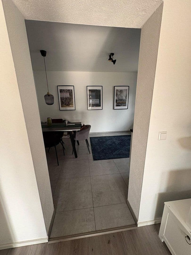 Pronájem bytu 2+kk 93 m², Am Seltengraben 4, Rottenburg am Neckar, Bádensko-Württembersko Pronájem bytu 2+kk 93 m², Am Seltengraben 4, Rottenburg am Neckar, Bádensko-Württembersko