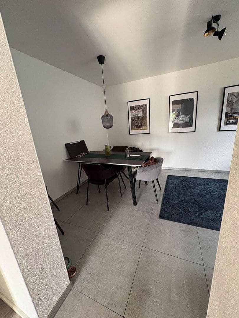 Pronájem bytu 2+kk 93 m², Am Seltengraben 4, Rottenburg am Neckar, Bádensko-Württembersko Pronájem bytu 2+kk 93 m², Am Seltengraben 4, Rottenburg am Neckar, Bádensko-Württembersko