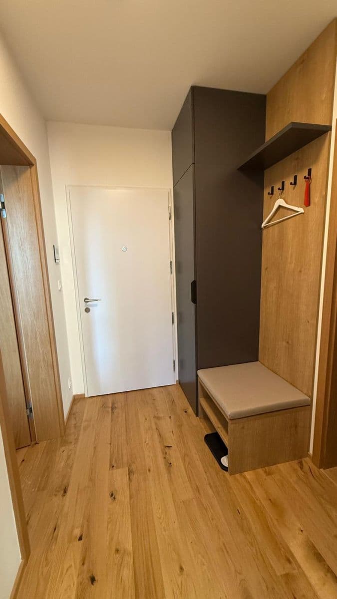 Prodej bytu 2+kk 43 m², Mužíkova, Praha, Praha Prodej bytu 2+kk 43 m², Mužíkova, Praha, Praha