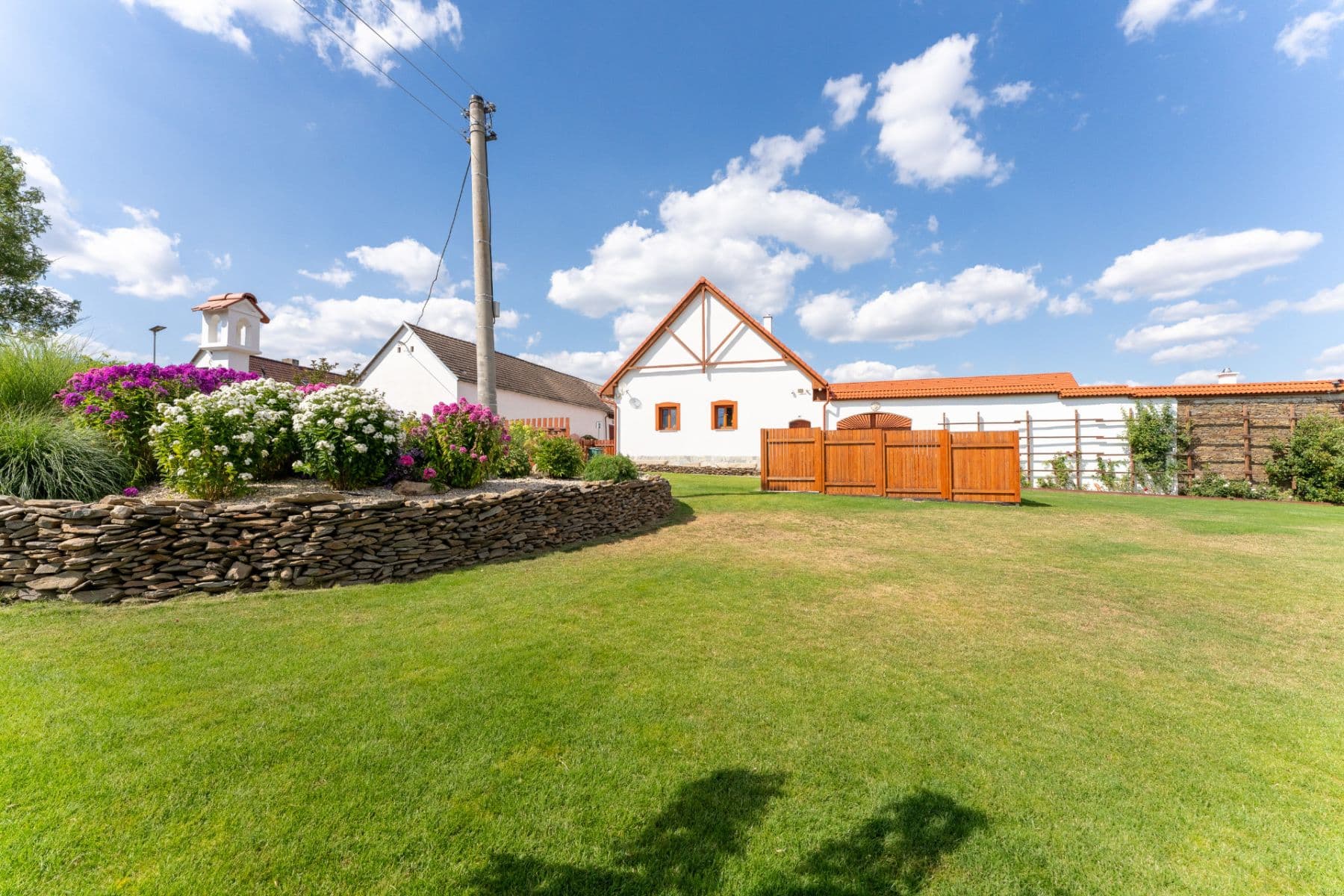 Prodej domu 926 m², pozemek 3.061 m², Sedlečko u Soběslavě, Jihočeský kraj Prodej domu 926 m², pozemek 3.061 m², Sedlečko u Soběslavě, Jihočeský kraj