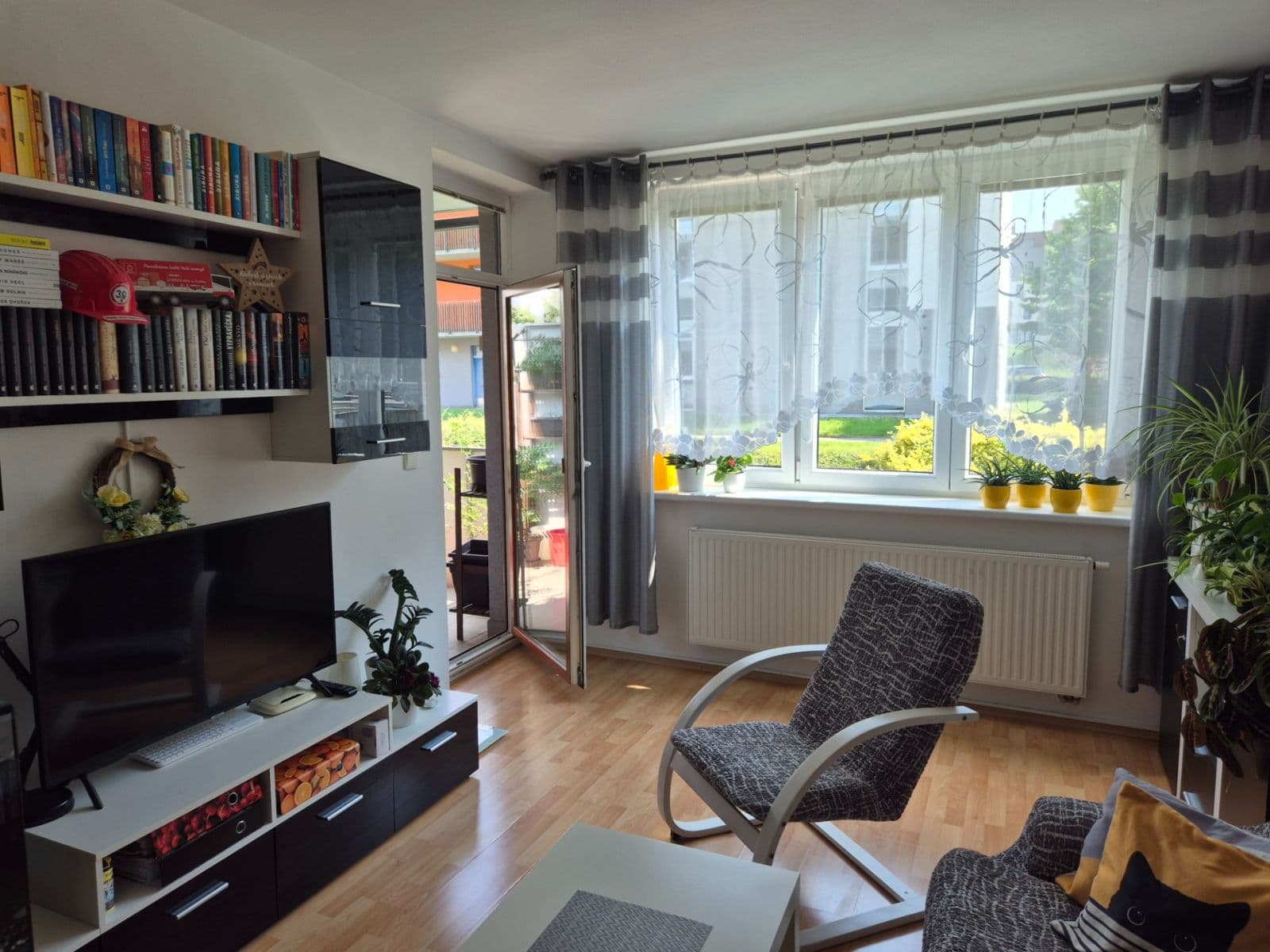 Pronájem bytu 2+kk 55 m², Poláčkova, Jihlava, Kraj Vysočina Pronájem bytu 2+kk 55 m², Poláčkova, Jihlava, Kraj Vysočina