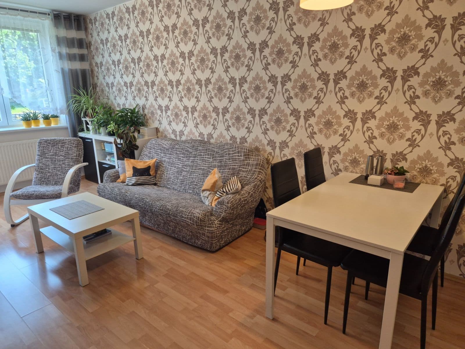 Pronájem bytu 2+kk 55 m², Poláčkova, Jihlava, Kraj Vysočina Pronájem bytu 2+kk 55 m², Poláčkova, Jihlava, Kraj Vysočina
