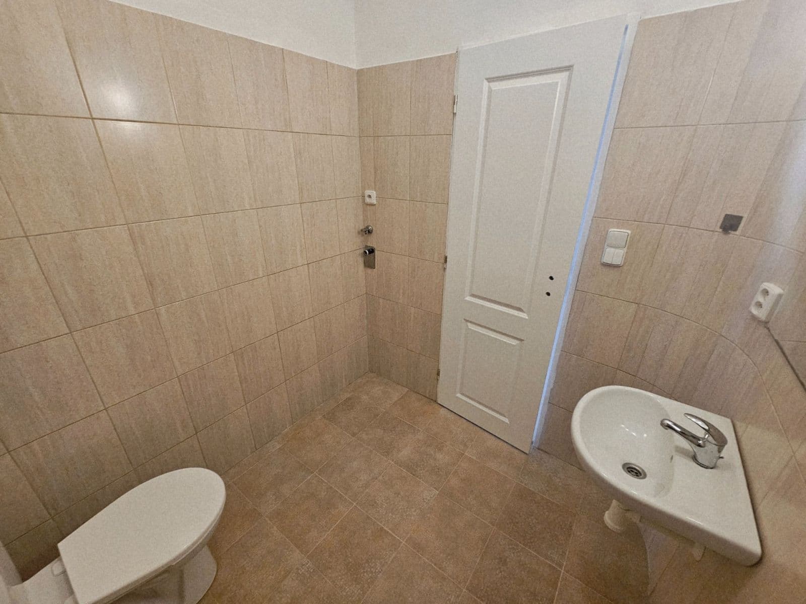 Pronájem bytu 1+kk 27 m², V Olšinách, Praha, Praha Pronájem bytu 1+kk 27 m², V Olšinách, Praha, Praha