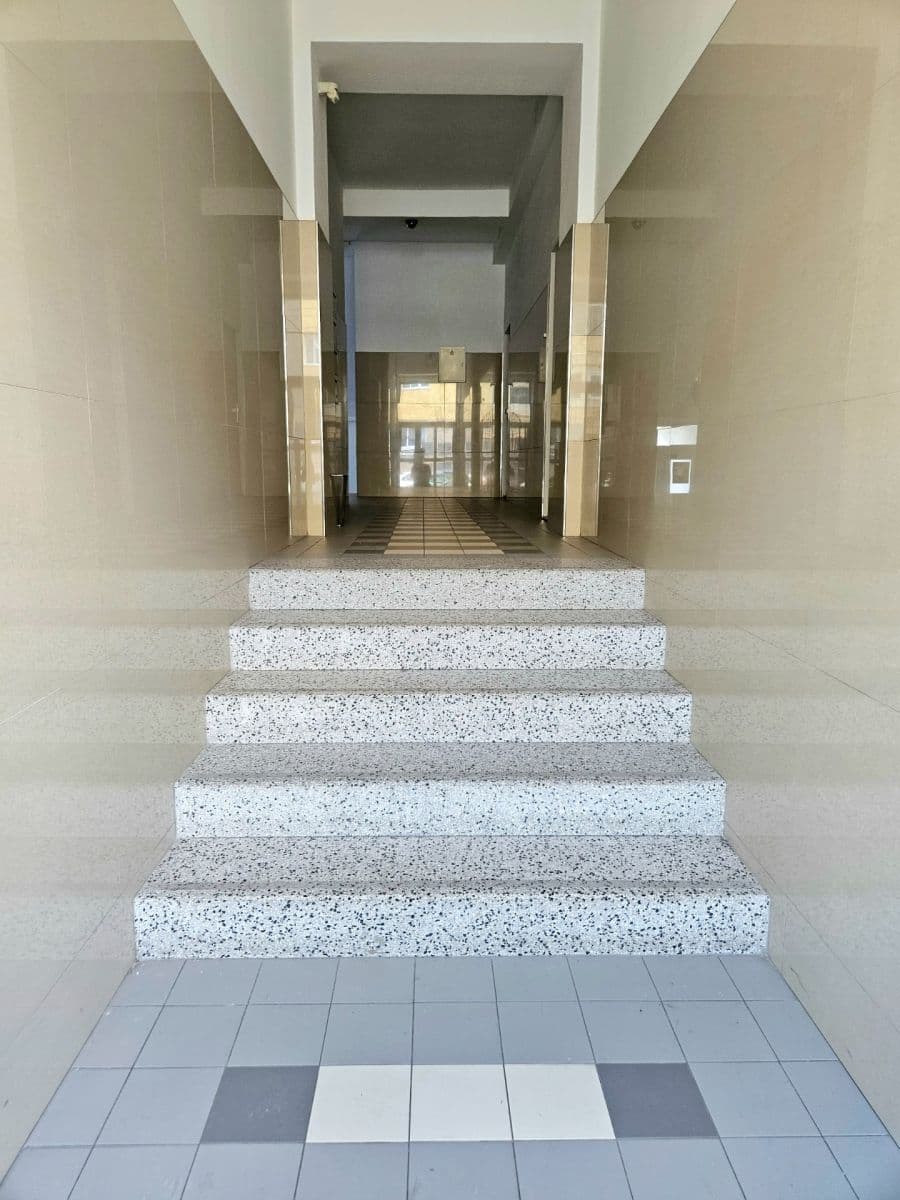 Pronájem bytu 1+kk 27 m², V Olšinách, Praha, Praha Pronájem bytu 1+kk 27 m², V Olšinách, Praha, Praha
