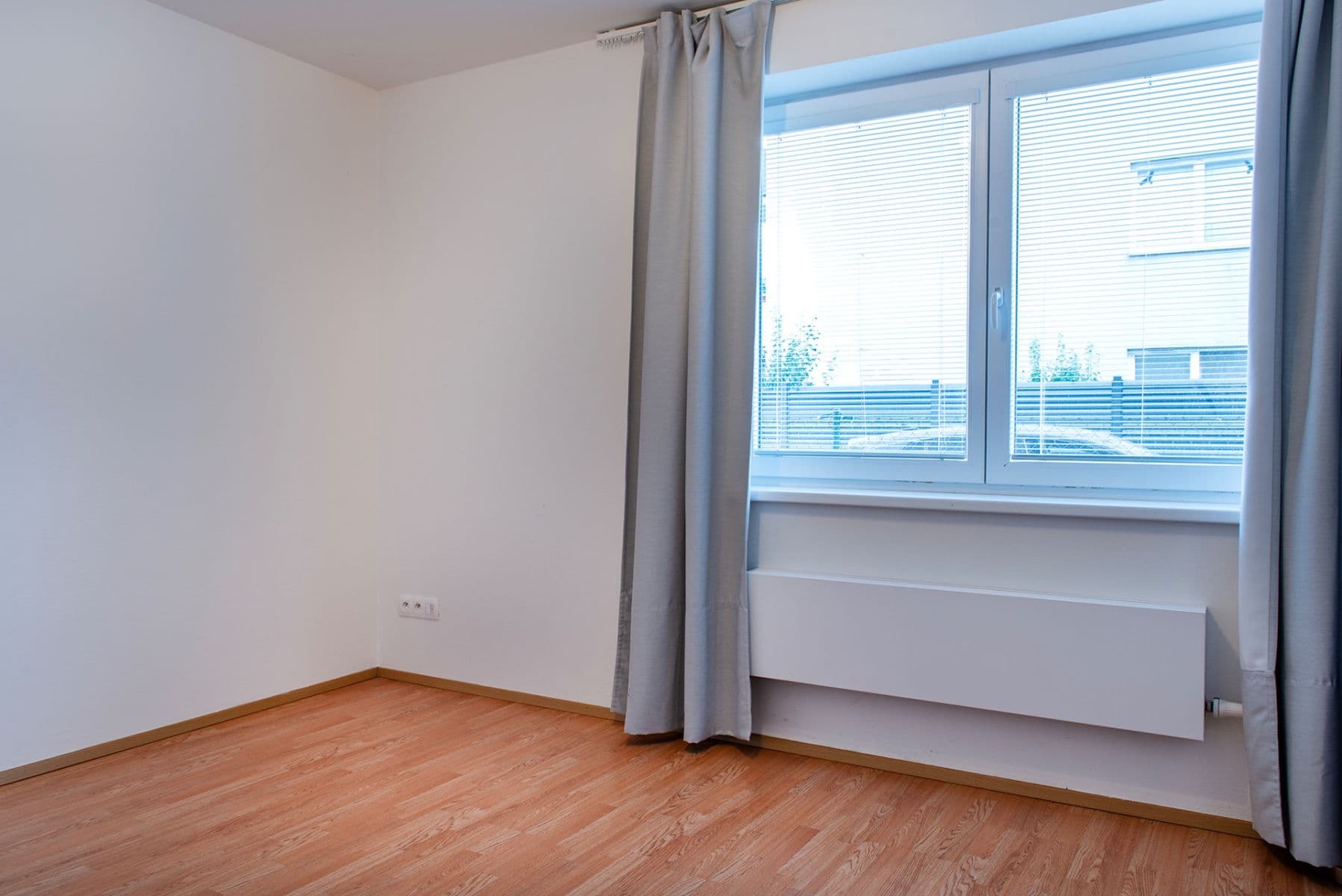 Pronájem bytu 2+kk 48 m², Ječná, Hostivice, Středočeský kraj Pronájem bytu 2+kk 48 m², Ječná, Hostivice, Středočeský kraj