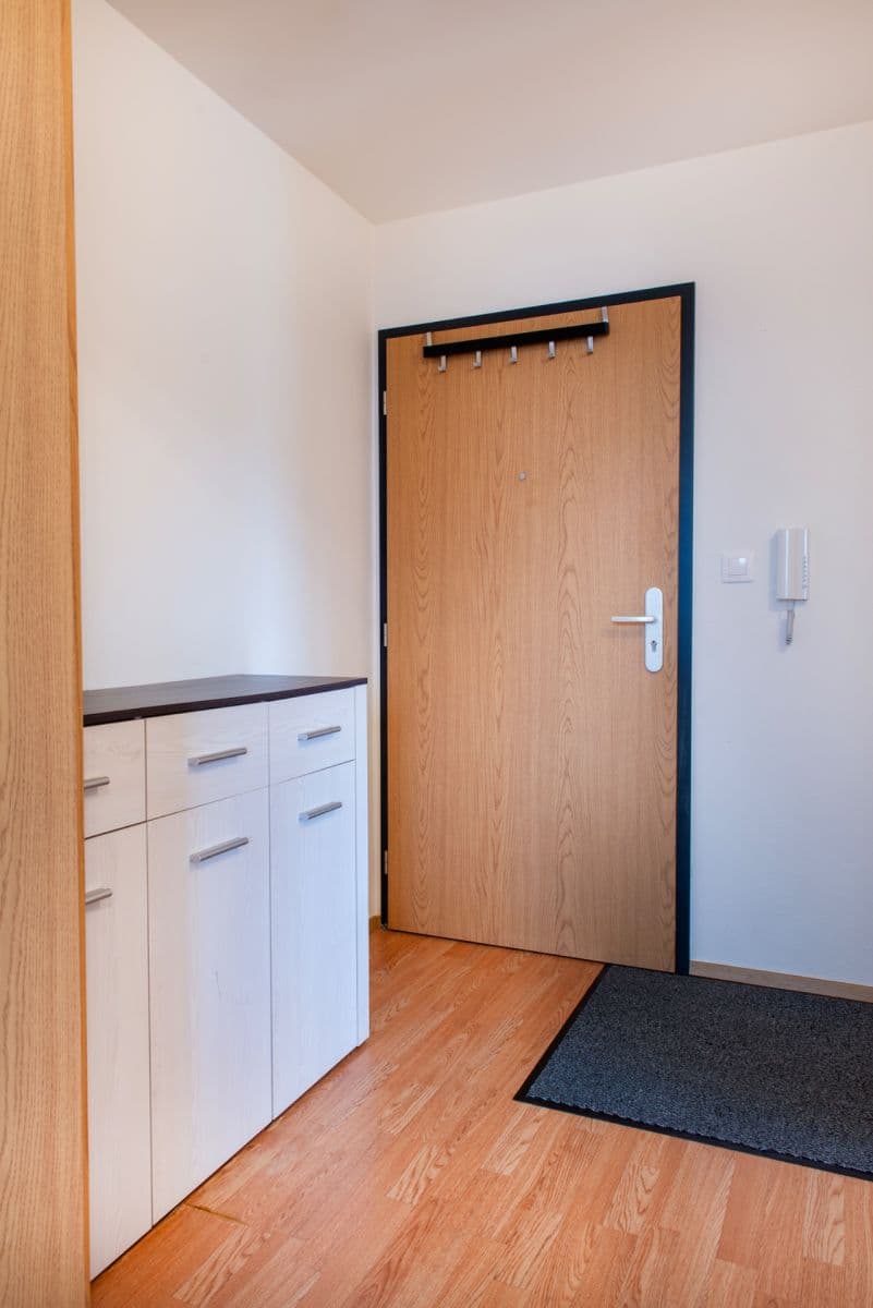 Pronájem bytu 2+kk 48 m², Ječná, Hostivice, Středočeský kraj Pronájem bytu 2+kk 48 m², Ječná, Hostivice, Středočeský kraj