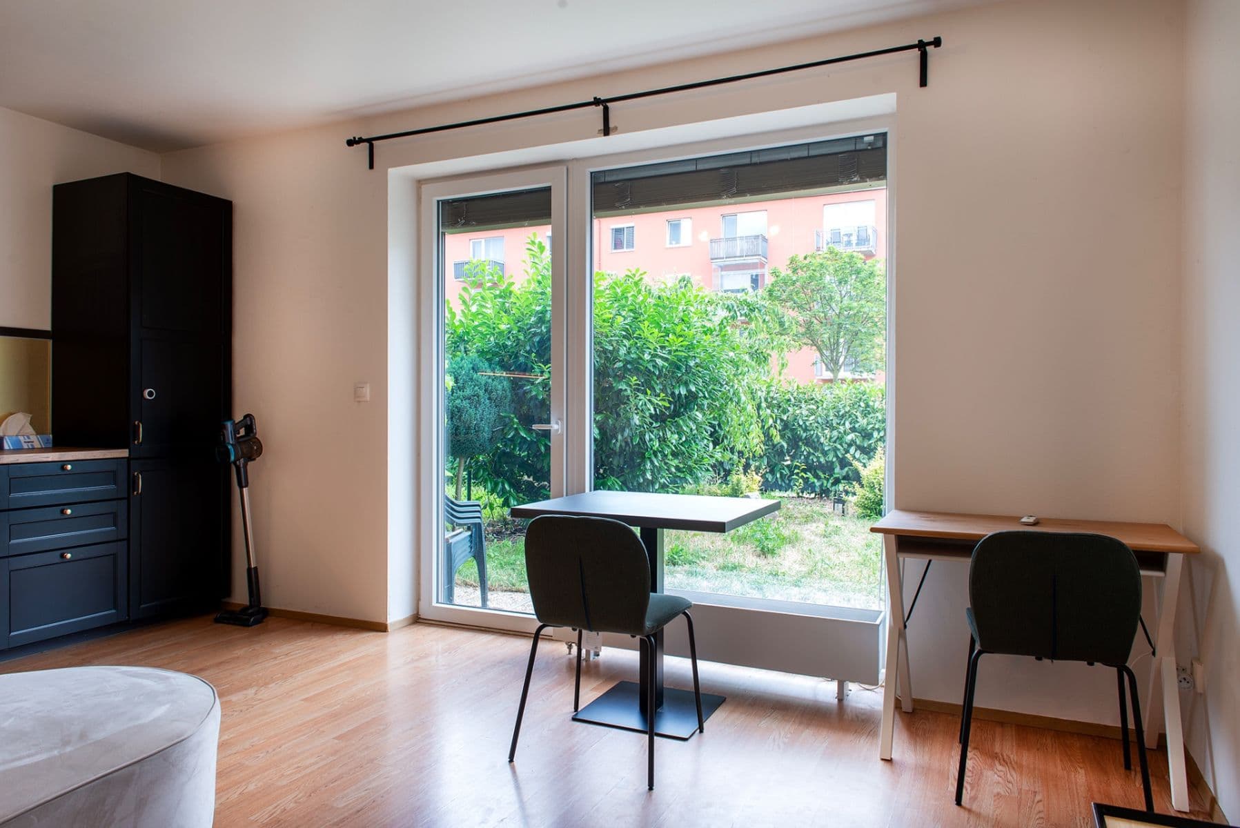 Pronájem bytu 2+kk 48 m², Ječná, Hostivice, Středočeský kraj Pronájem bytu 2+kk 48 m², Ječná, Hostivice, Středočeský kraj