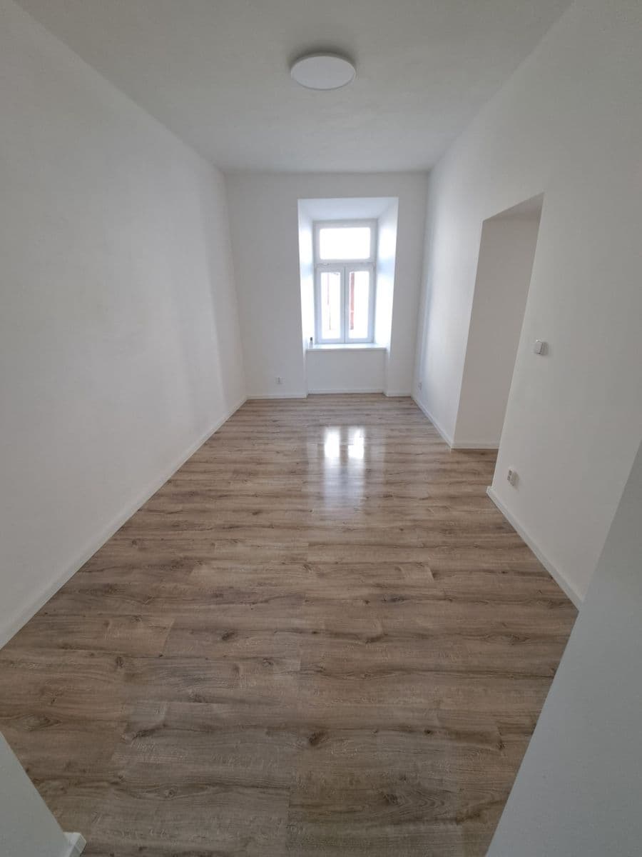 Pronájem bytu 2+1 58 m², Žatecká, Jesenice, Středočeský kraj Pronájem bytu 2+1 58 m², Žatecká, Jesenice, Středočeský kraj