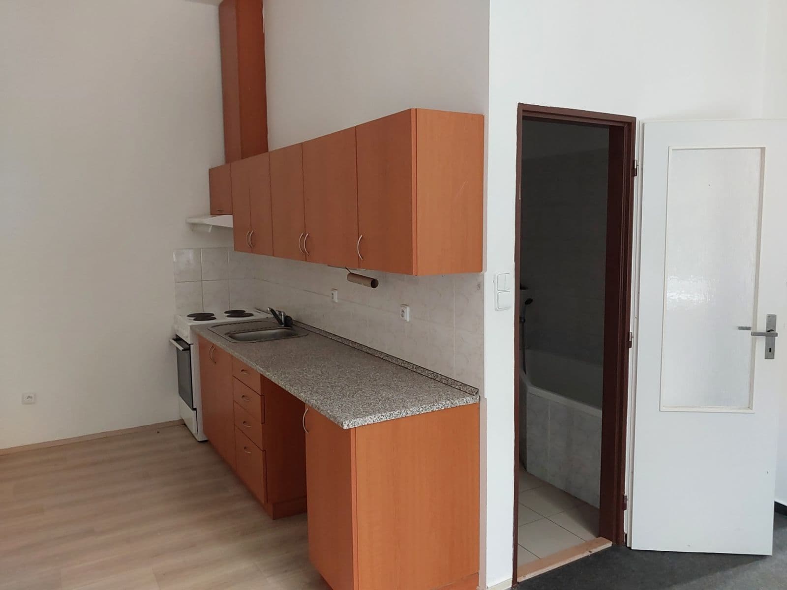Pronájem bytu 2+kk 60 m², Presy, Chrudim, Pardubický kraj Pronájem bytu 2+kk 60 m², Presy, Chrudim, Pardubický kraj